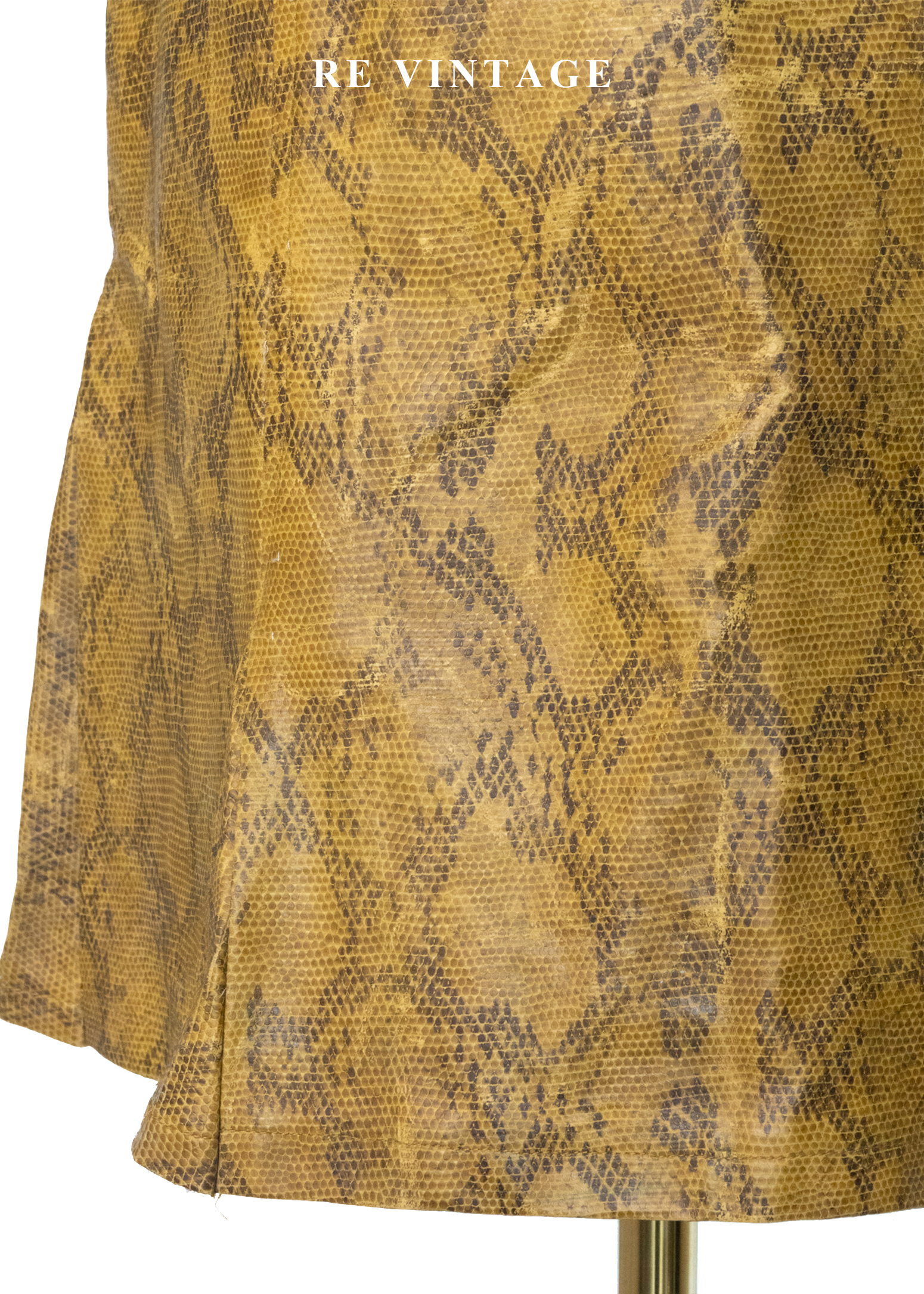 芥末黃蟒蛇紋皮革短裙(26")4