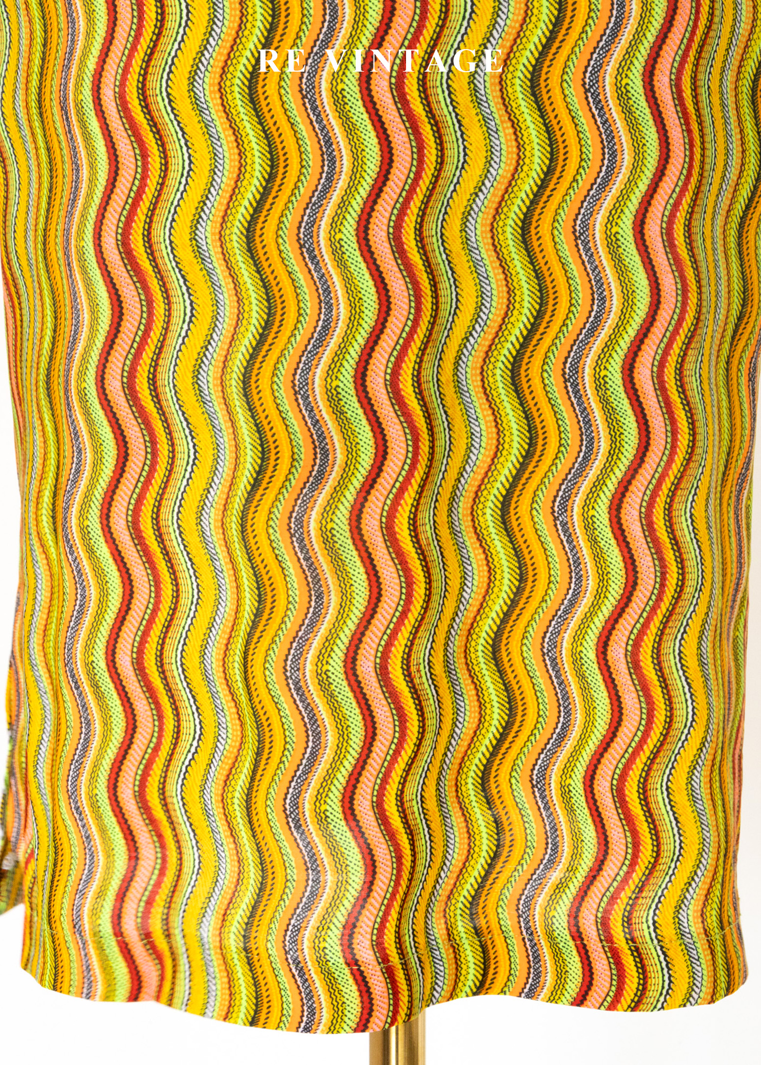 復古迷幻螢光波紋及膝裙(26")4