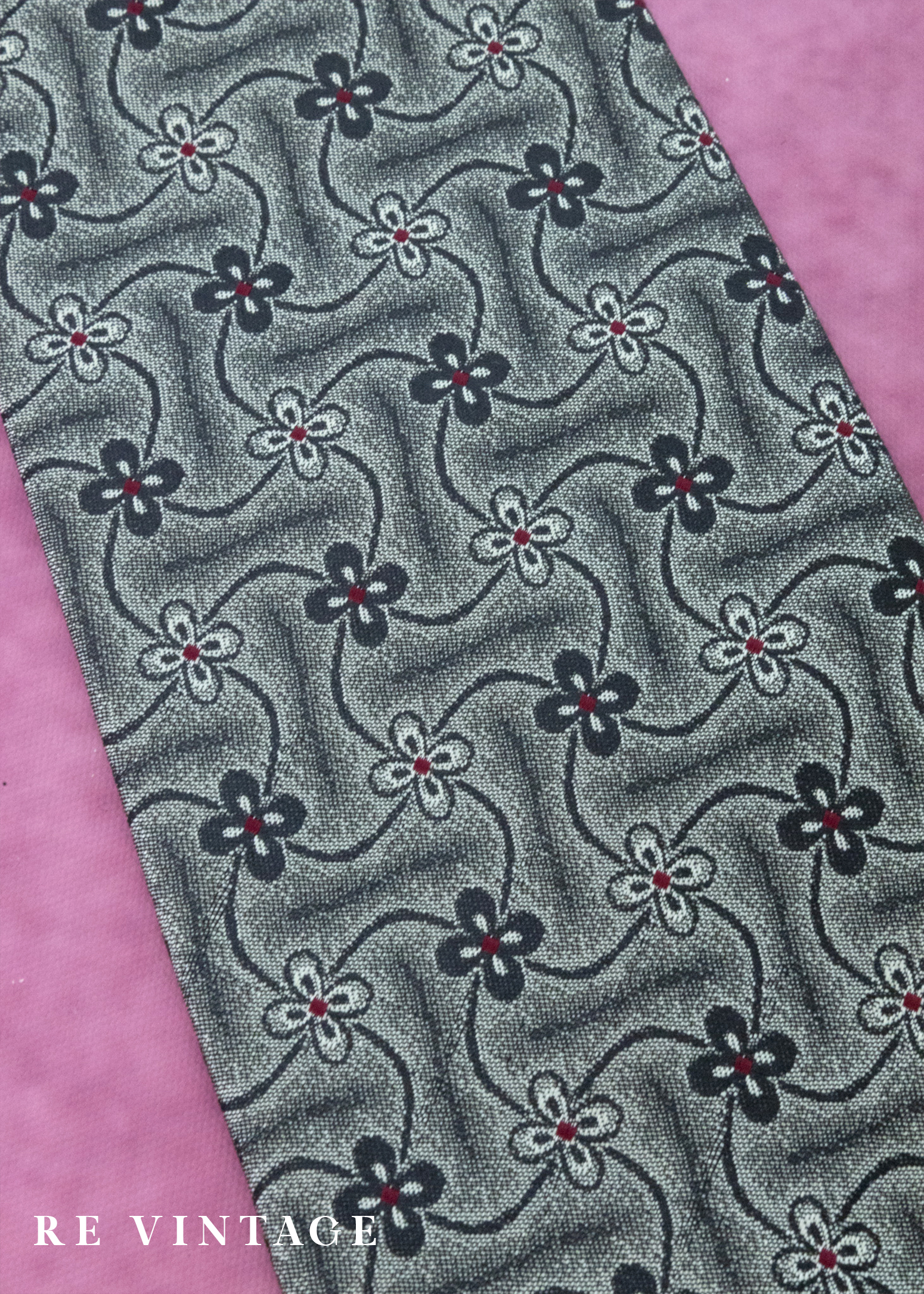 銀灰古典雕花領帶2