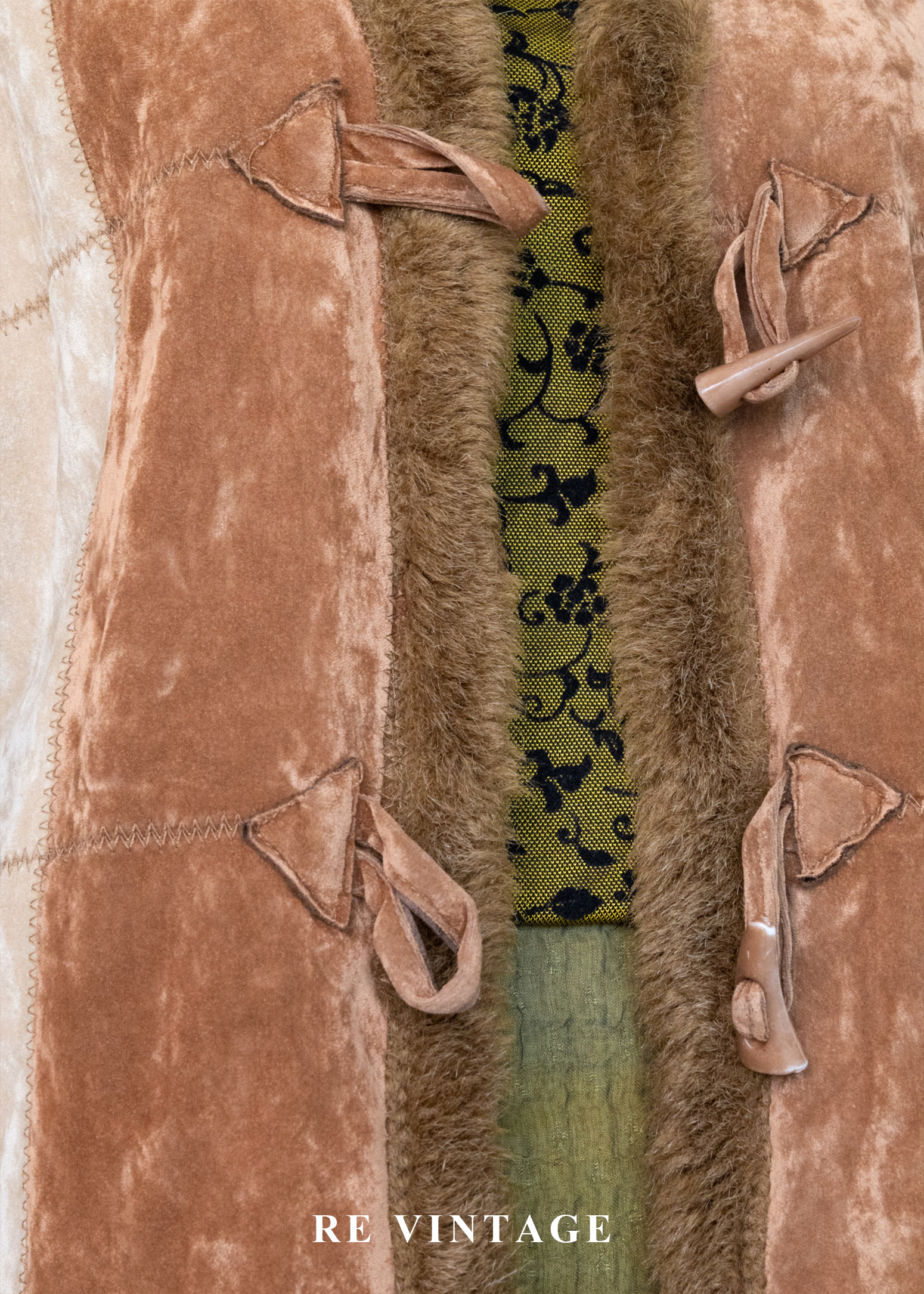 Caramel Field 焦糖色毛絨交錯背心7