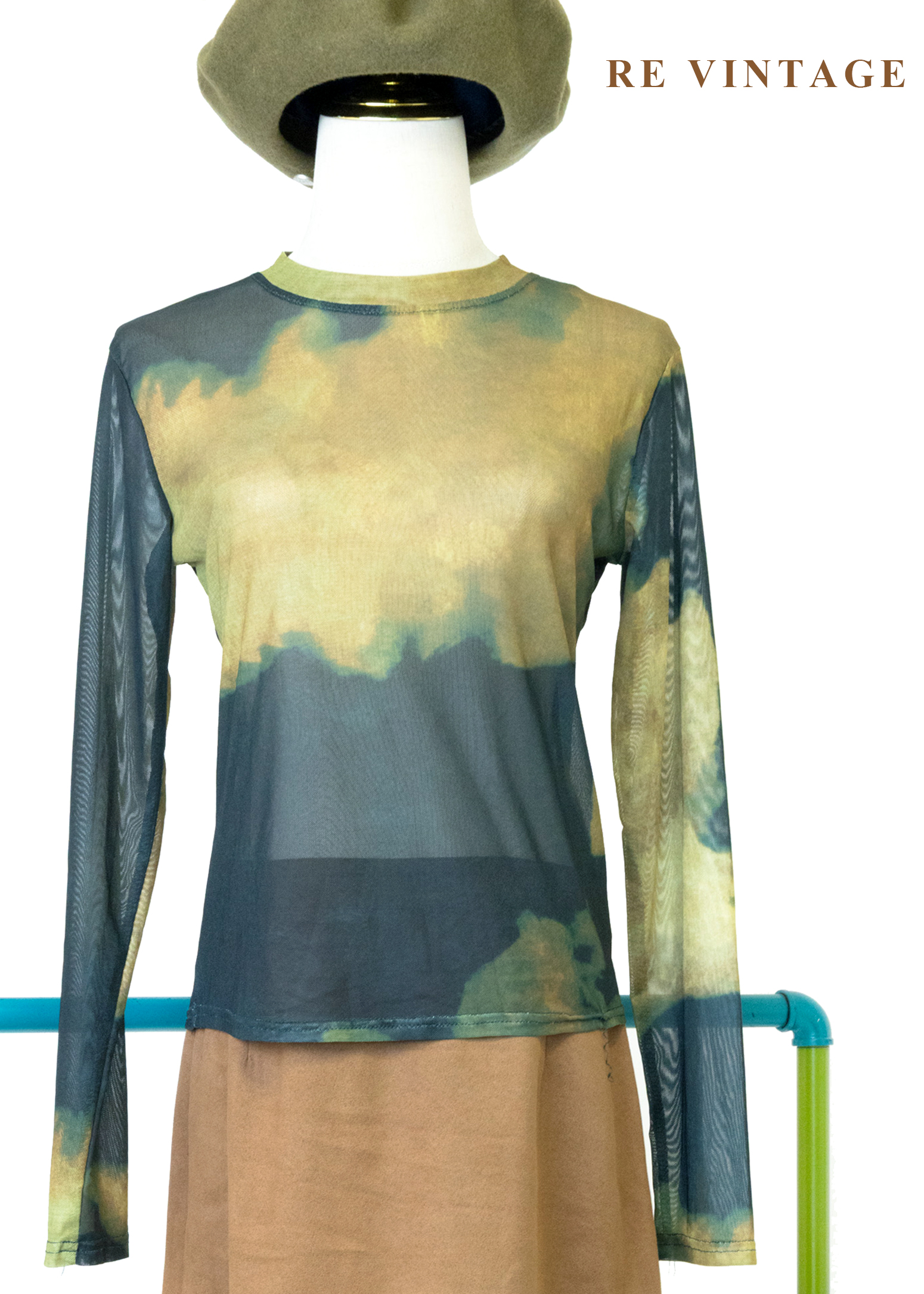 黃綠與藍綠暈染交疊網紗上衣