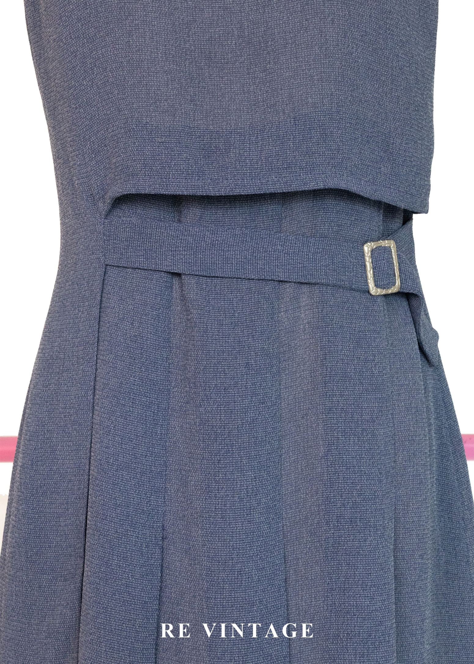 質感單品 - 線條俐落的銀釦迷你洋裝6