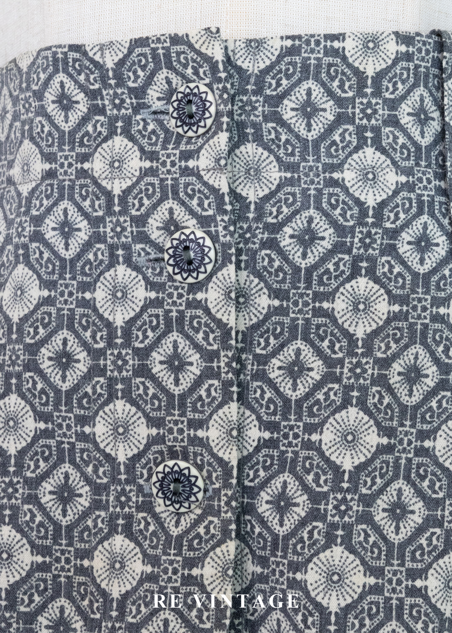 Light Gray 幾何塔羅傘狀長裙(25")5