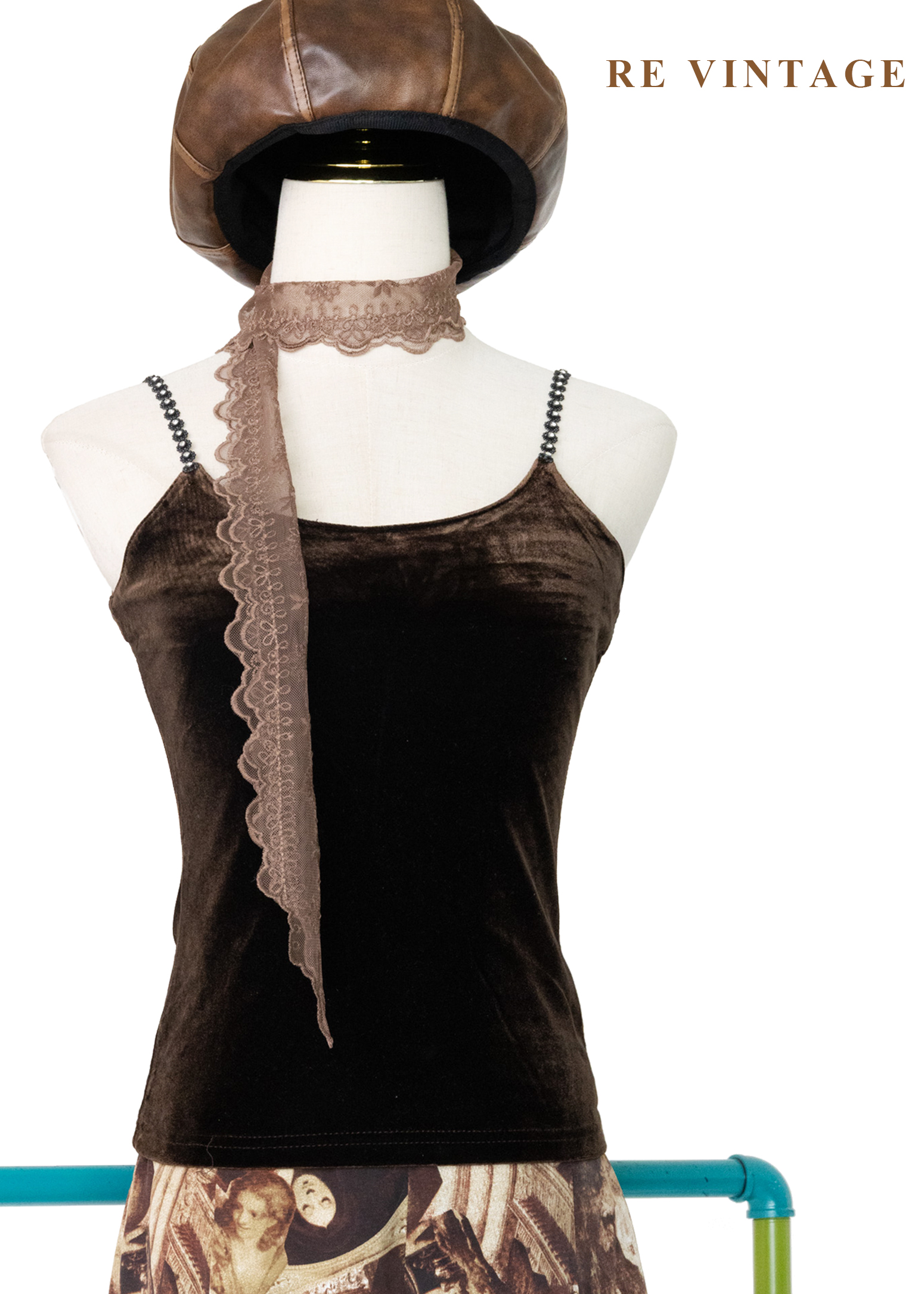 必備單品 - 小花亮鑽巧克力色絨布背心1