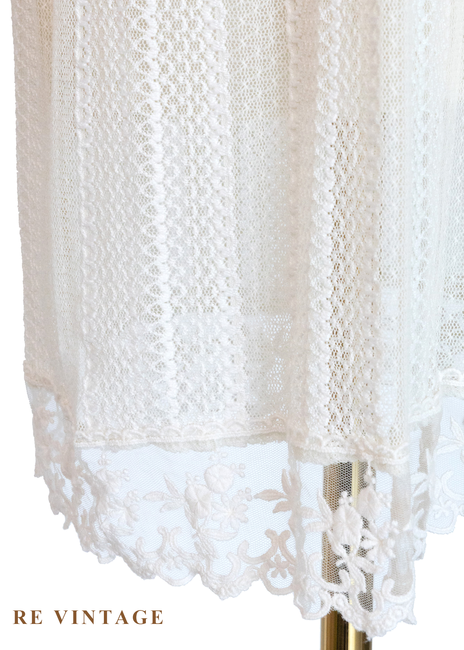 奶白色蕾絲仙氣光芒洋裝5