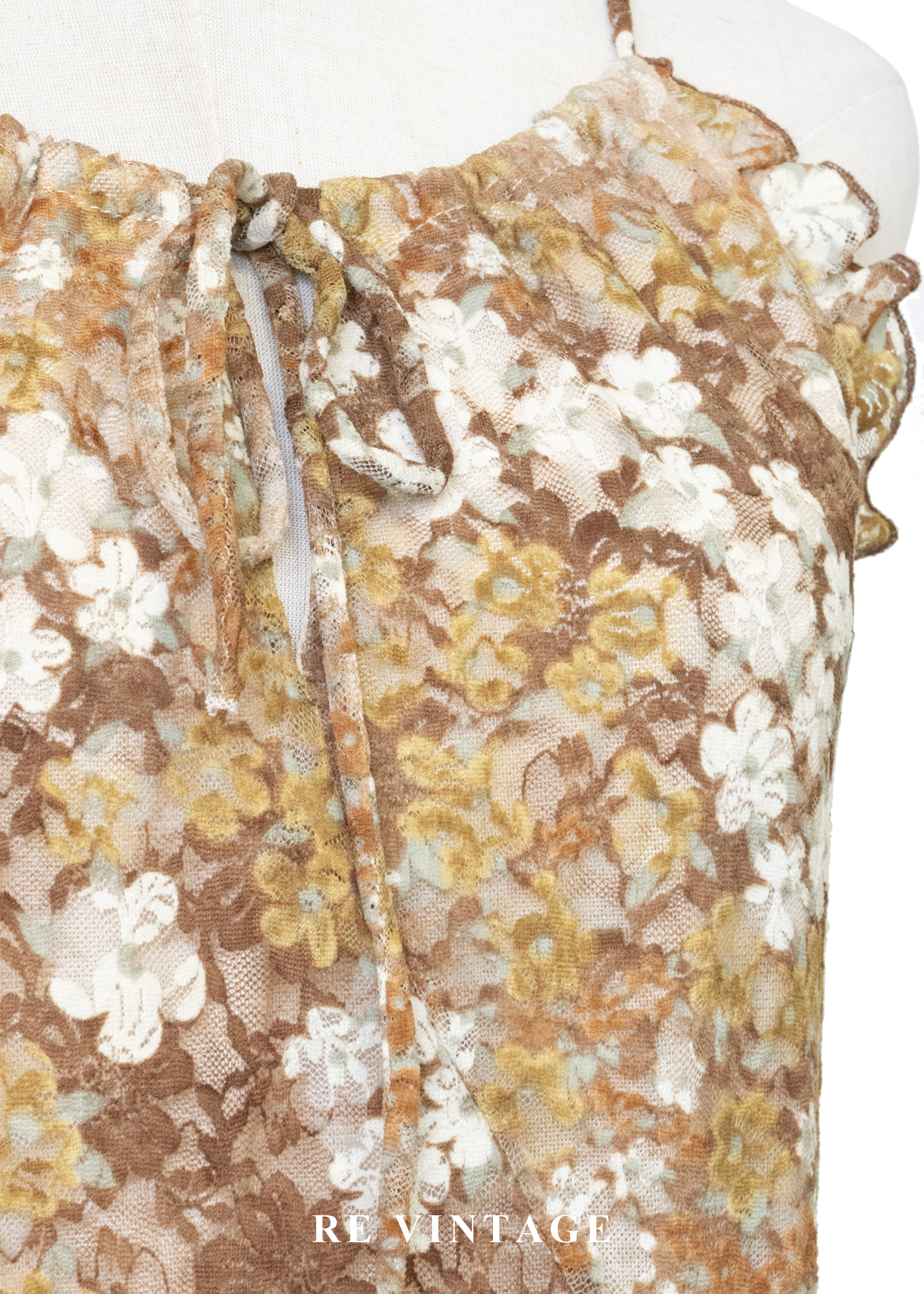 焦糖杏色色蕾絲小碎花鬆緊腰洋裝10