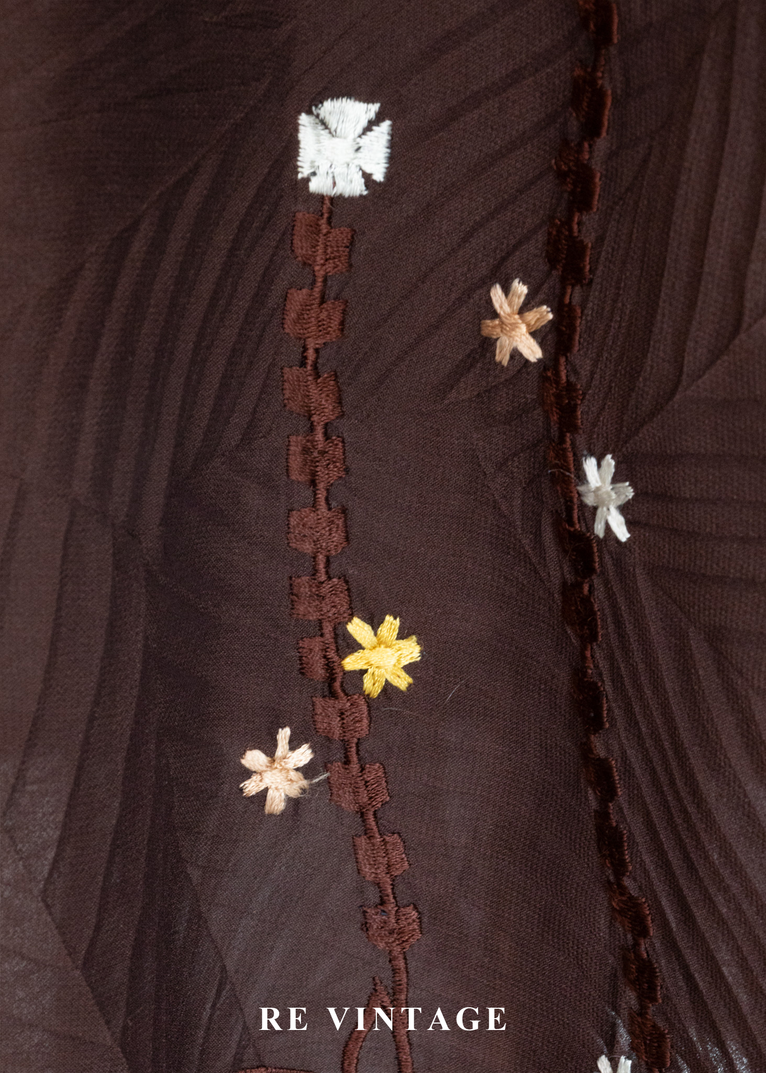 煙燻棕交錯壓印紋理細肩帶長洋裝7