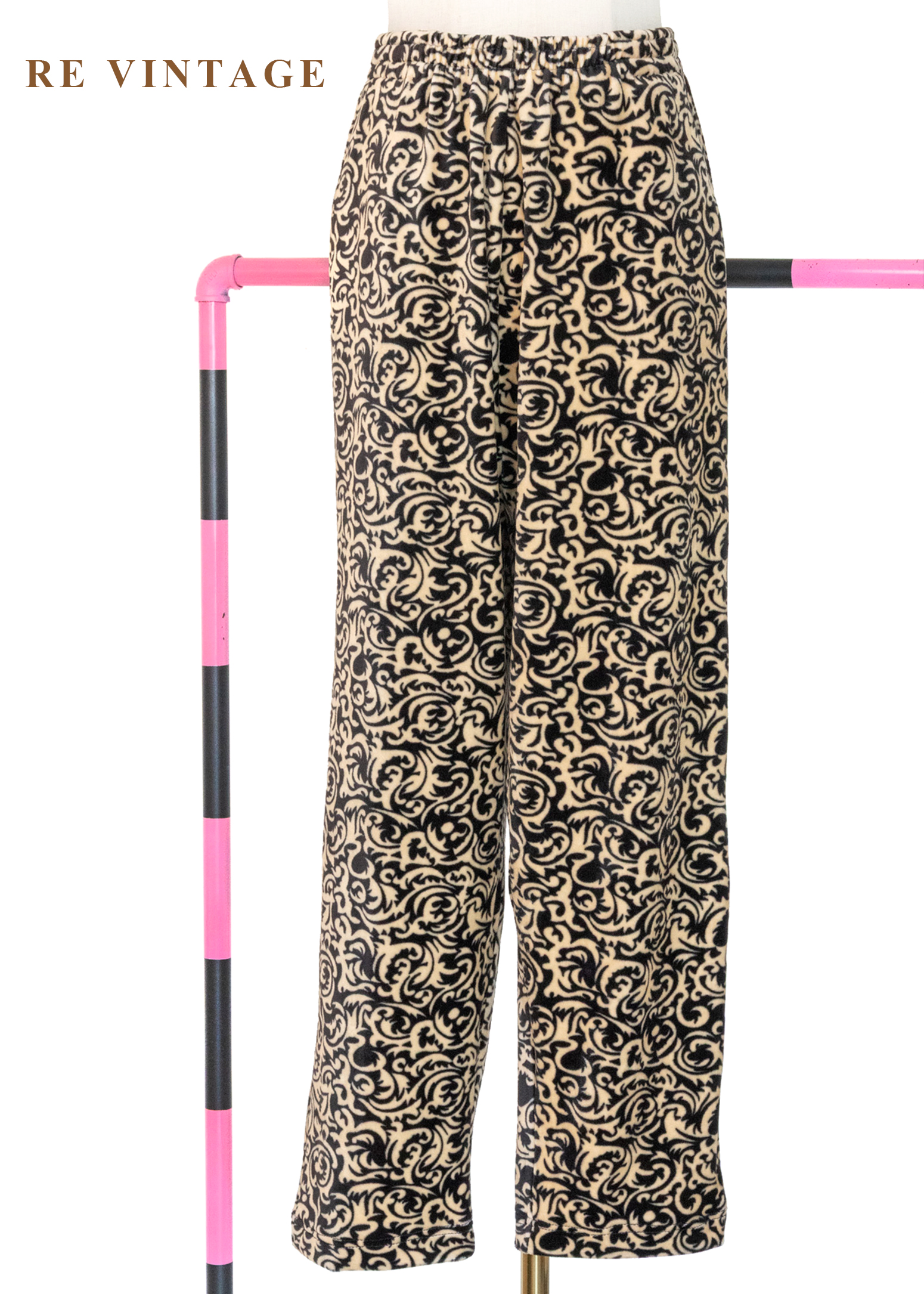 異國雕花絨布九分褲（25-32"）