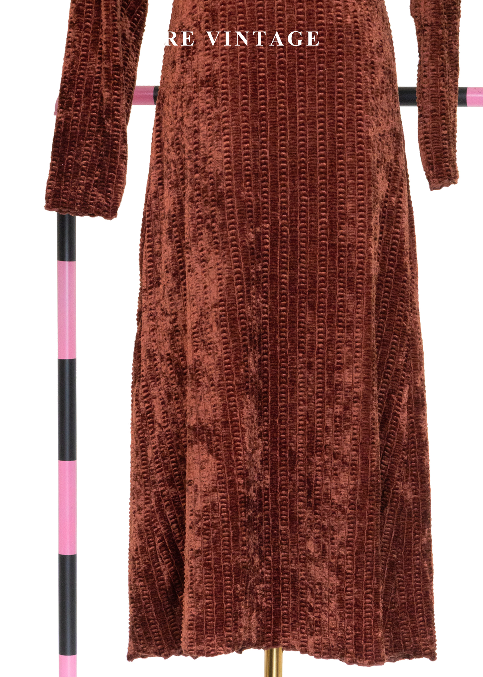 琥珀流光紋理絨布長洋裝4