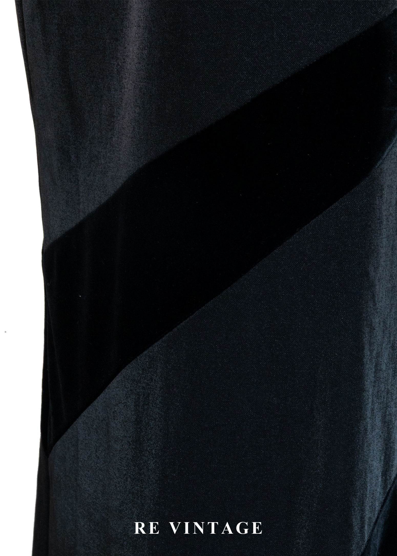 深邃層次流動弧形高腰長裙(24")4