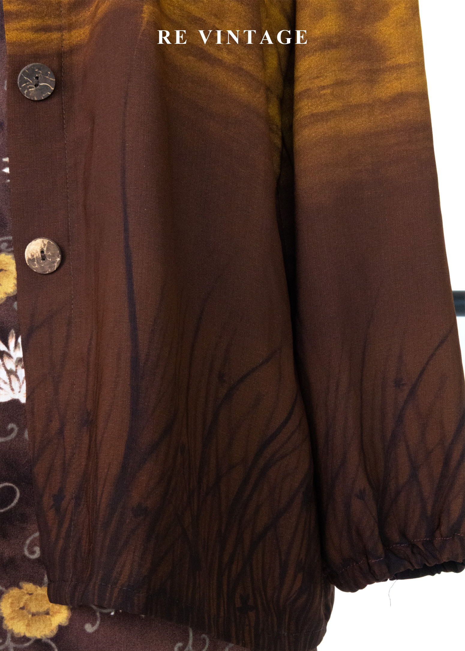 曠野湖邊焦糖黃漸層暈染上衣6