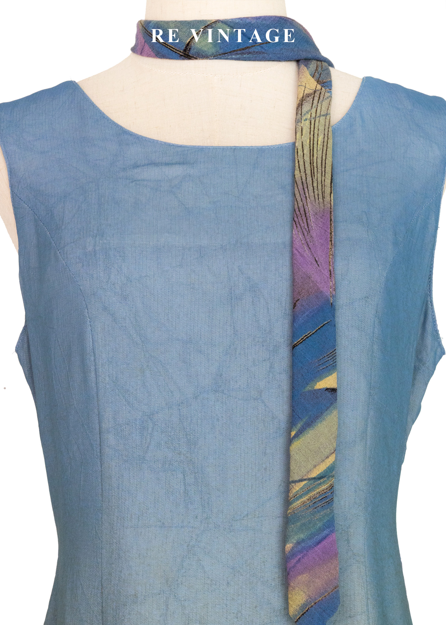 極光下的夕陽湖畔長洋裝5