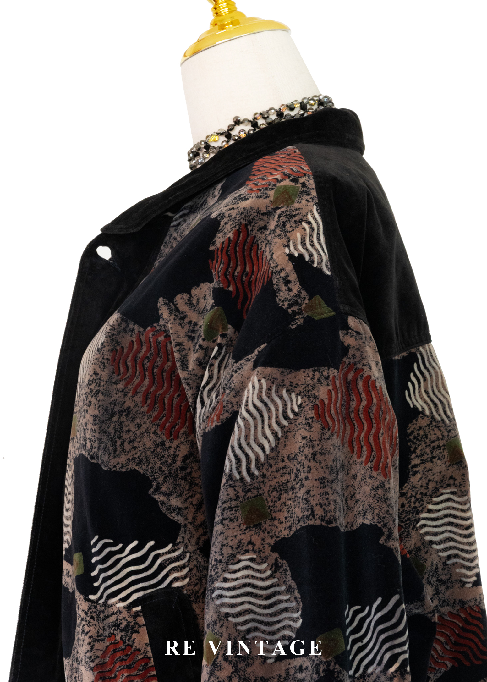 暗色拼貼圖騰藝術感絨布外套12