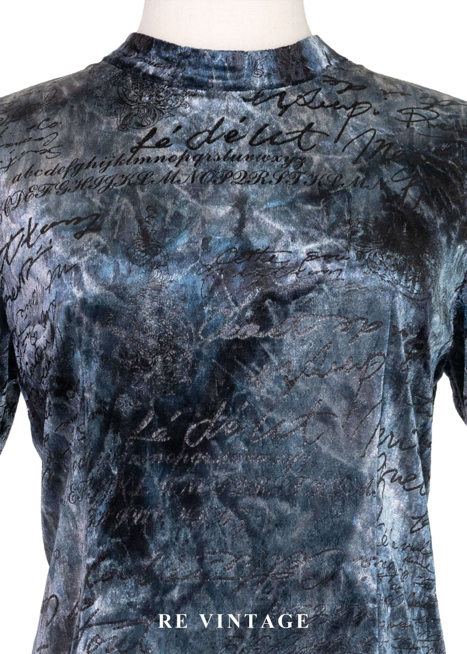 冷光藍灰調舊信紙絨布上衣3