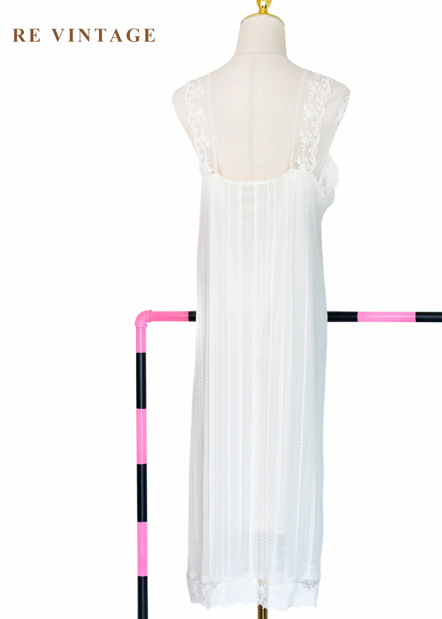 奶白色蕾絲仙氣光芒洋裝10