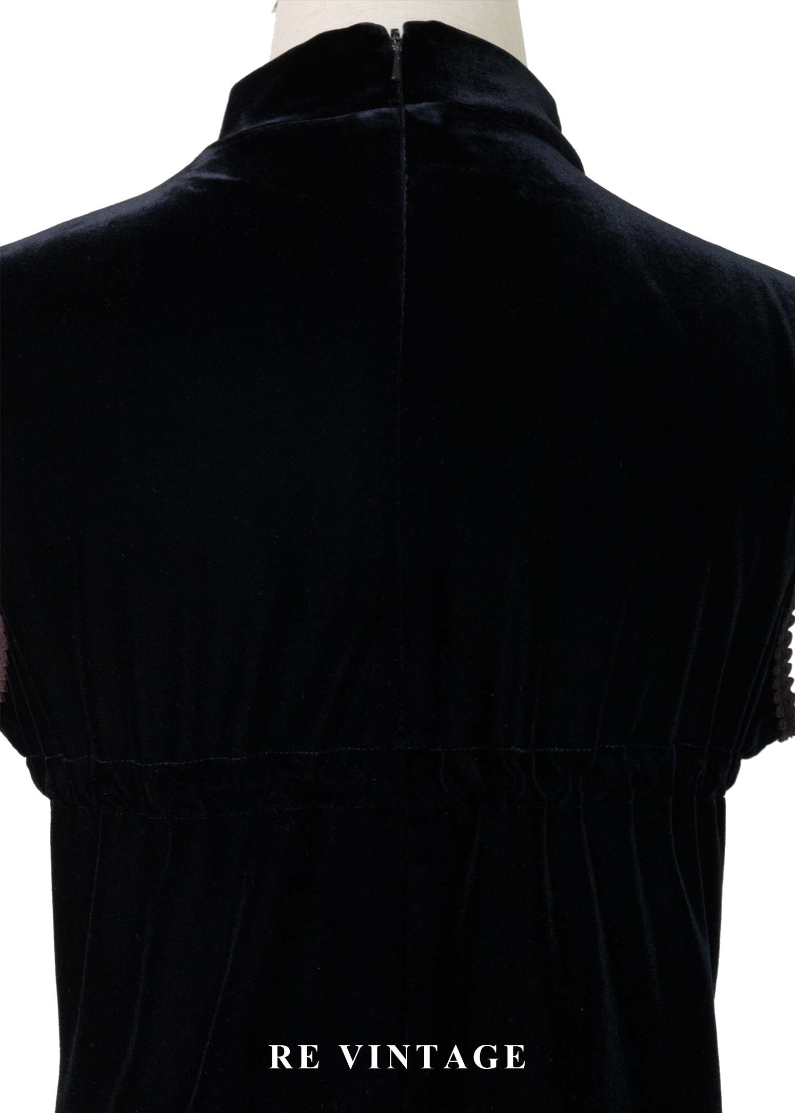 質感單品 - 優雅絨布抽繩緞帶背心11