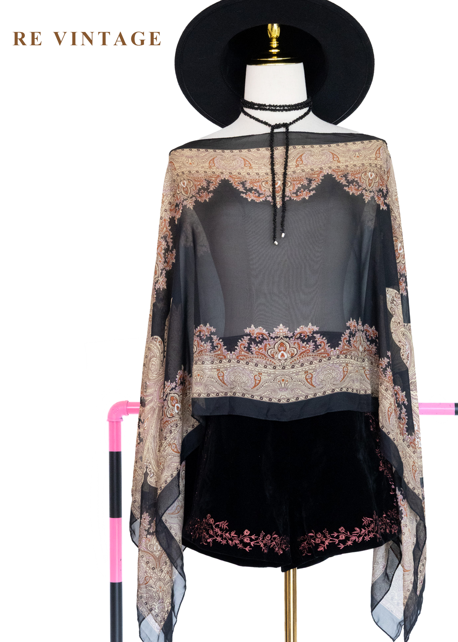 古典花紋邊框黑深罩衫