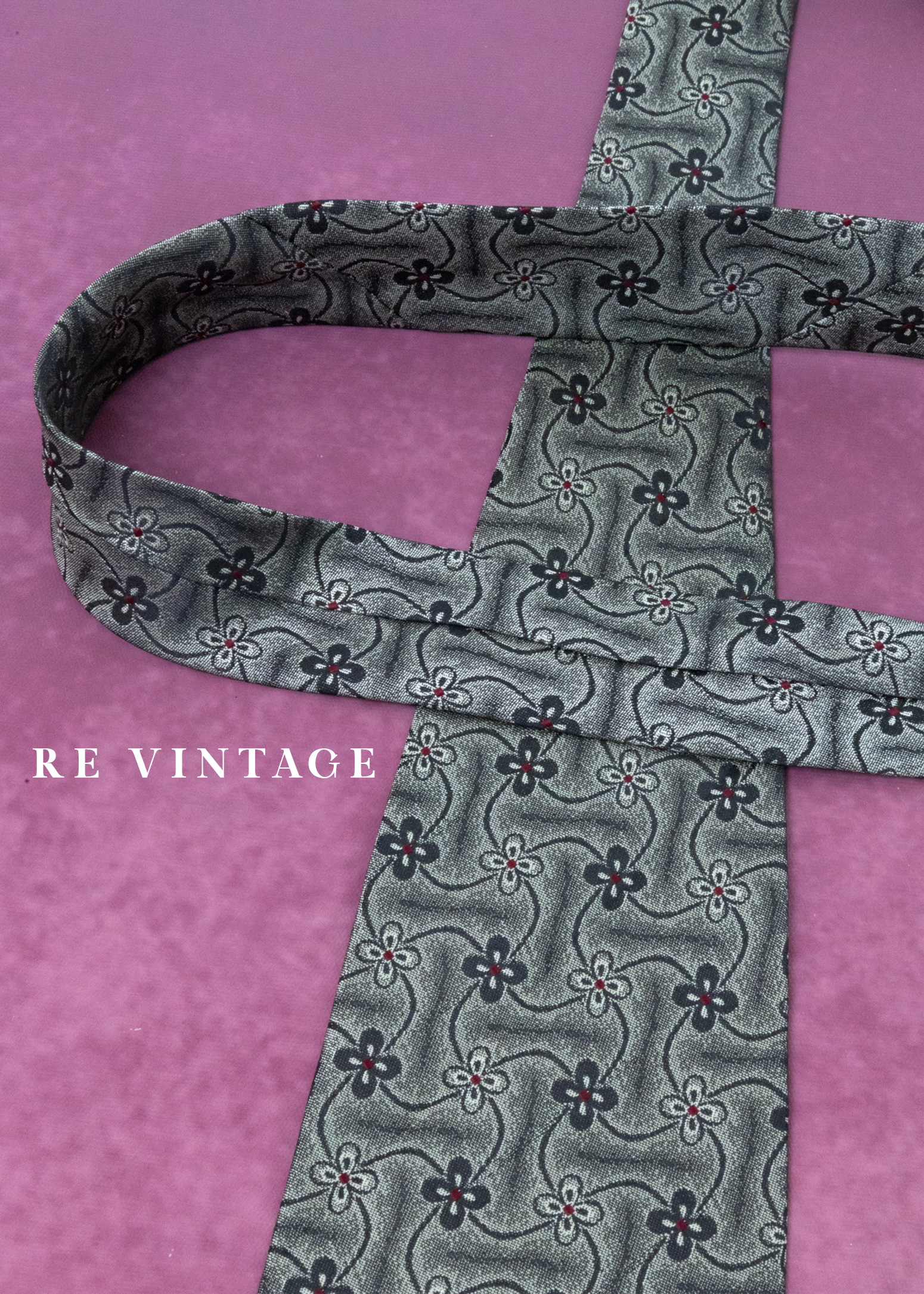 銀灰古典雕花領帶9