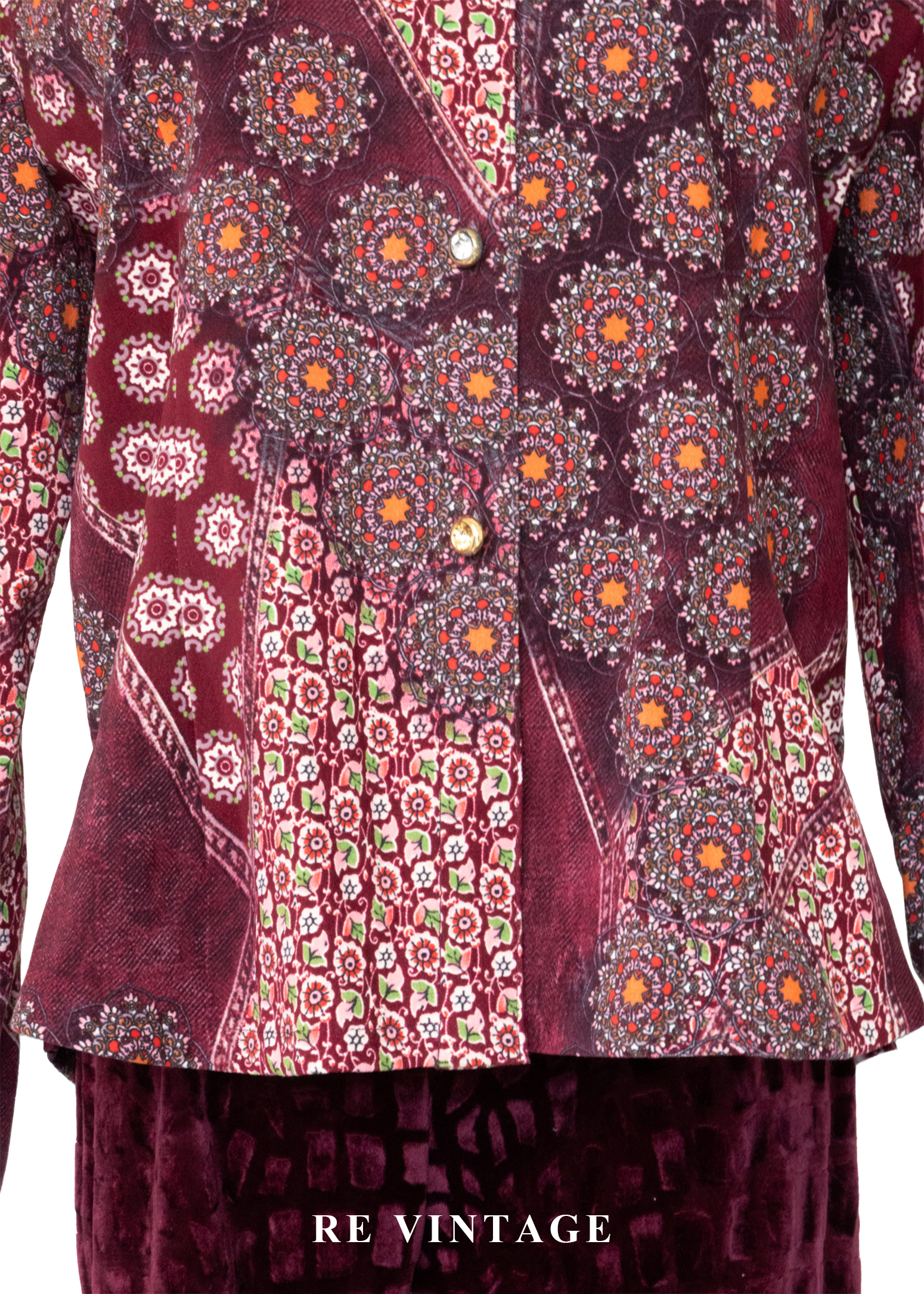 酒紅拼花的秘密訊號上衣4