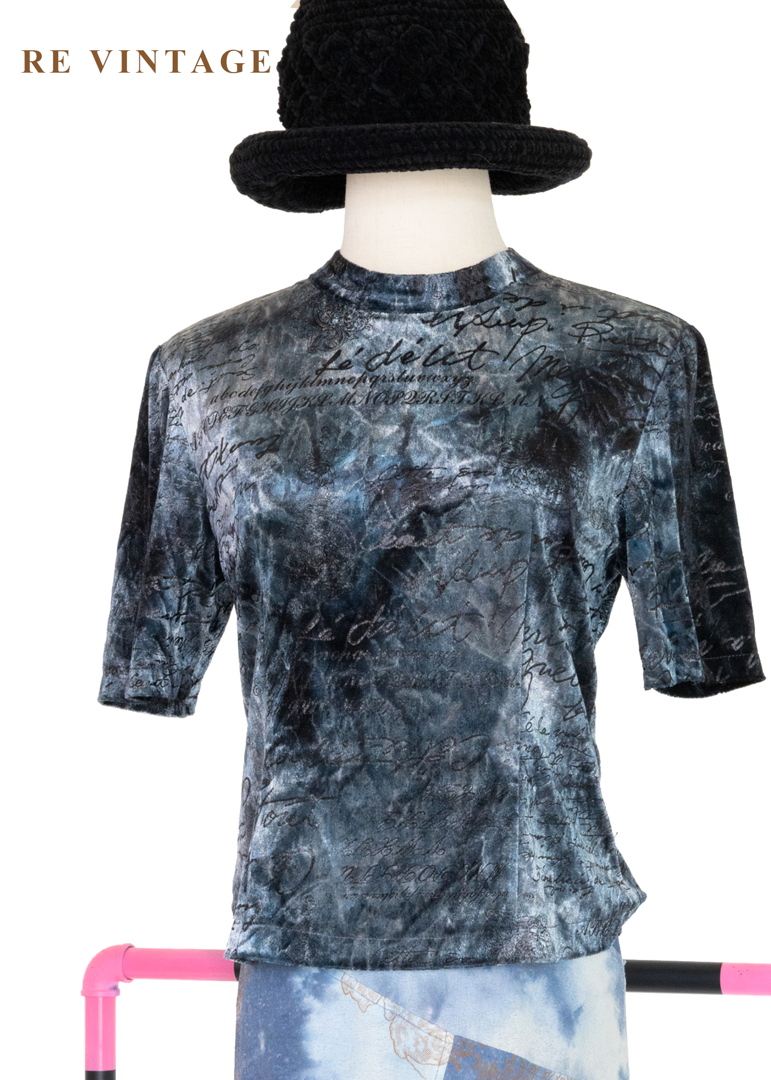 冷光藍灰調舊信紙絨布上衣