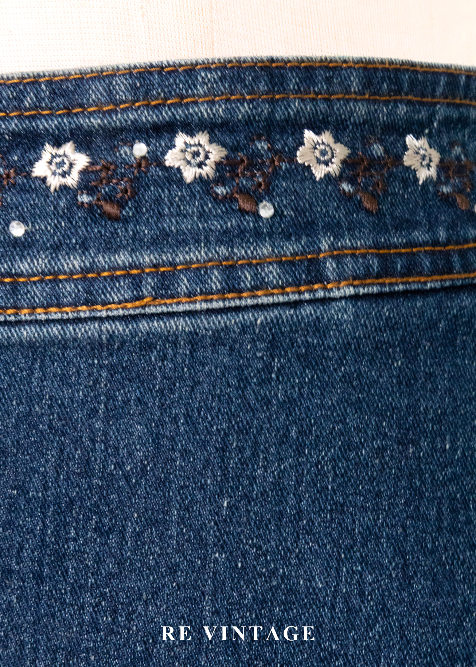 流浪在荒野的星芒不對稱小花刺繡丹寧裙(27")7