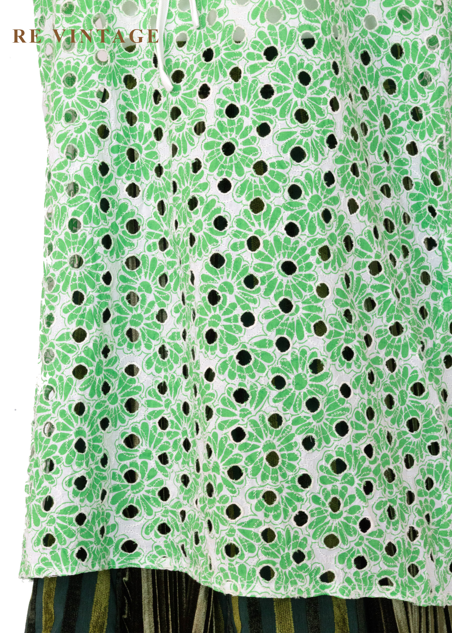 清新俏皮蕾絲花紋寬版上衣/迷你洋裝4