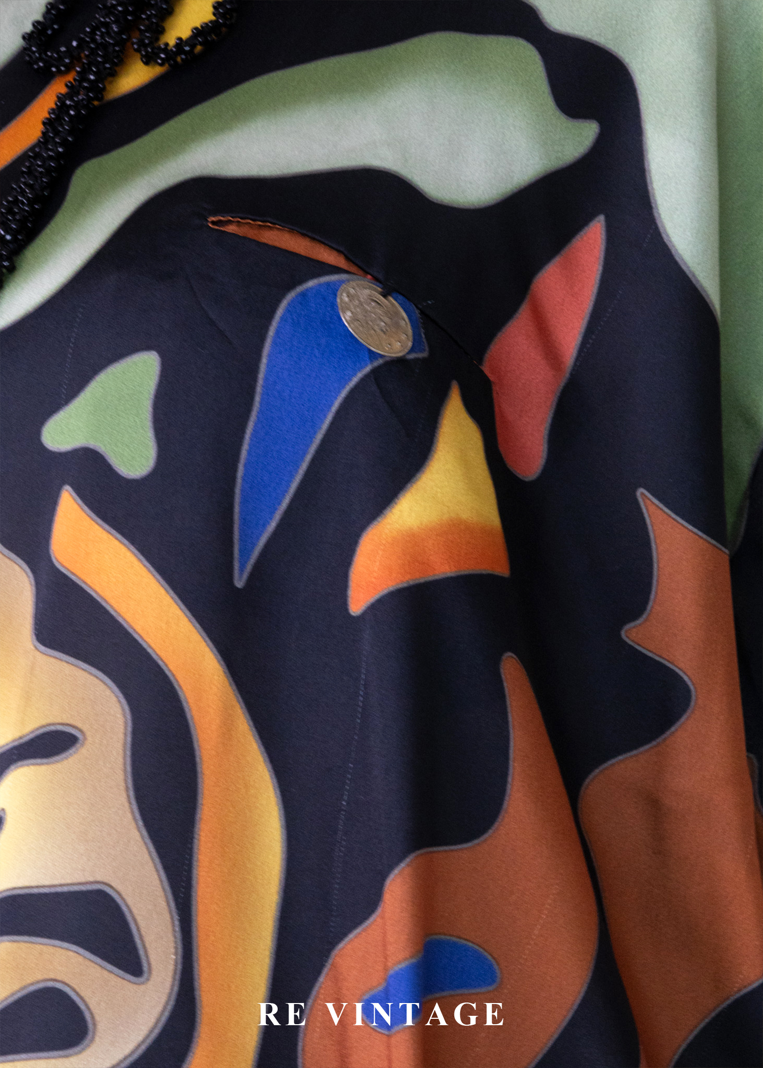 Shapes in Motion 色彩碰撞上衣6