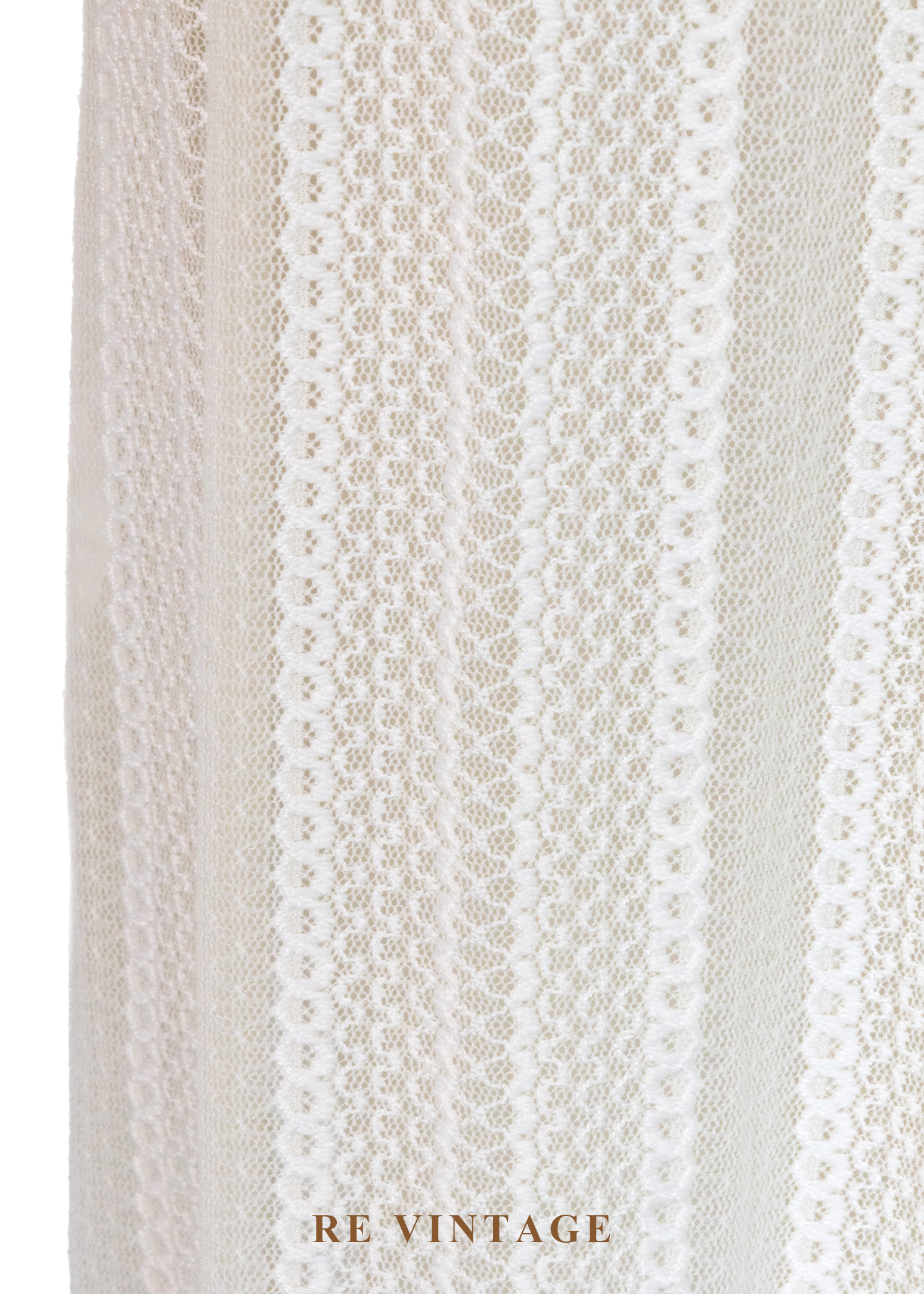 奶白色蕾絲仙氣光芒洋裝15