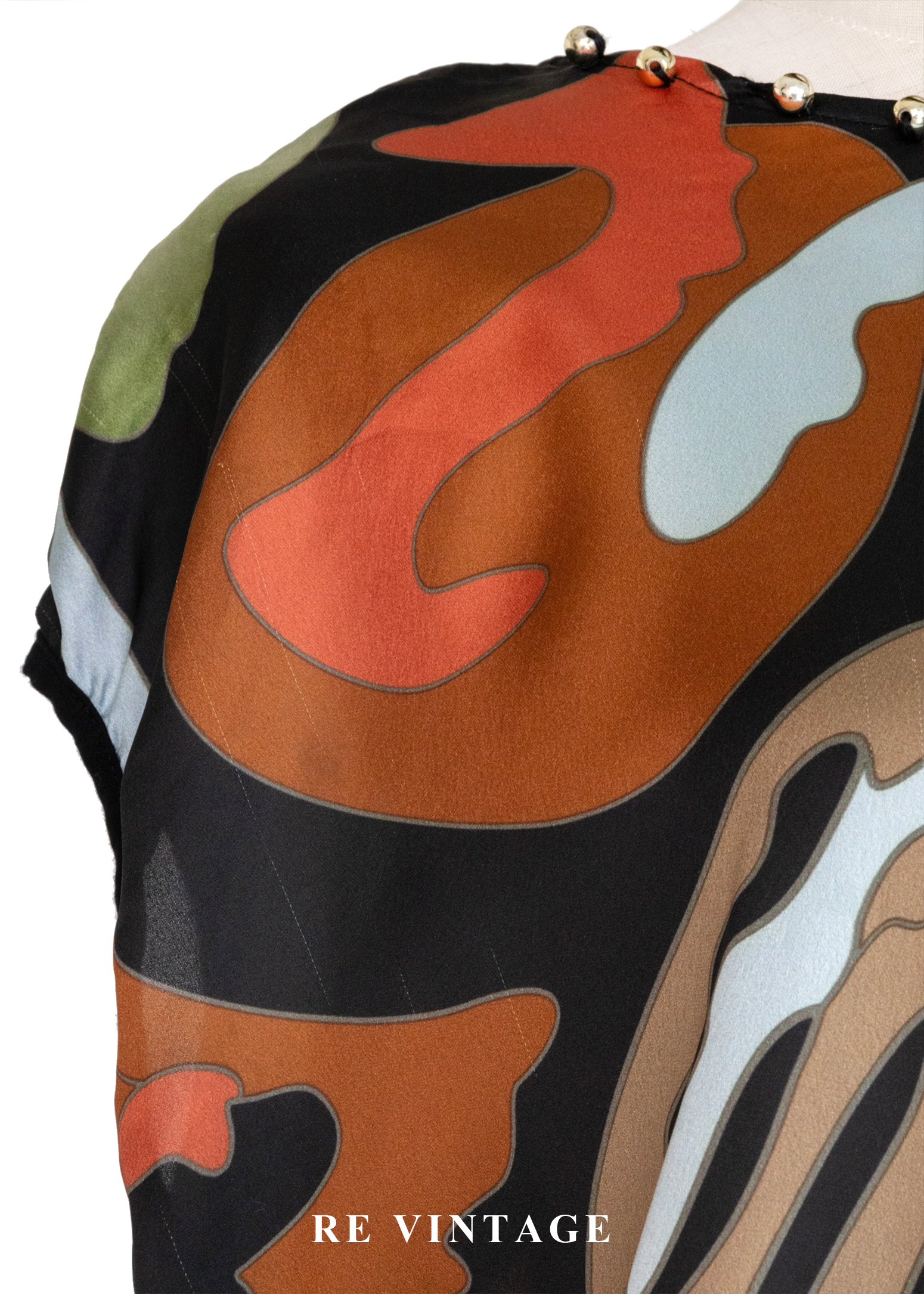 Shapes in Motion 色彩碰撞上衣8