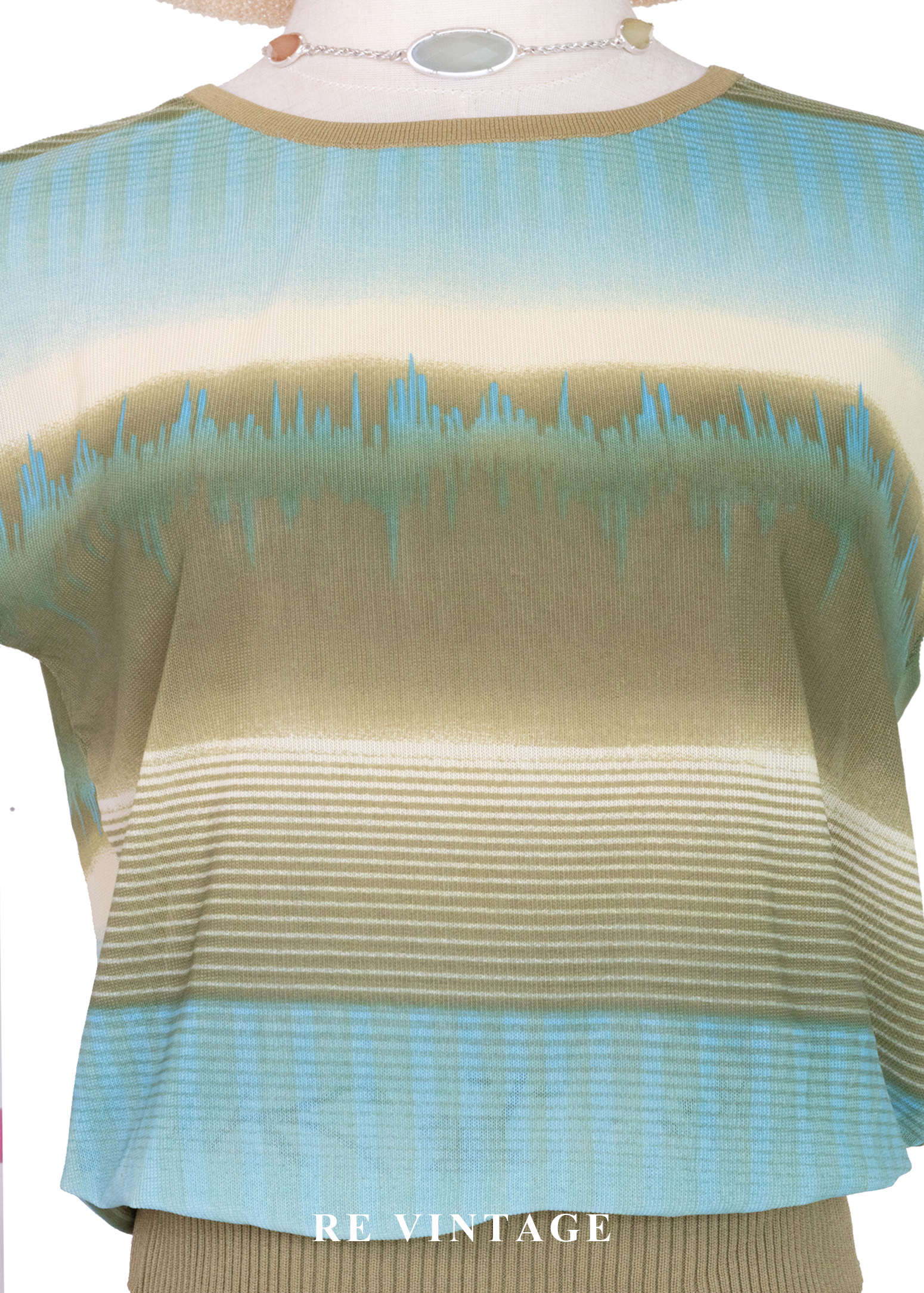 青苔湖水交疊山景上衣4