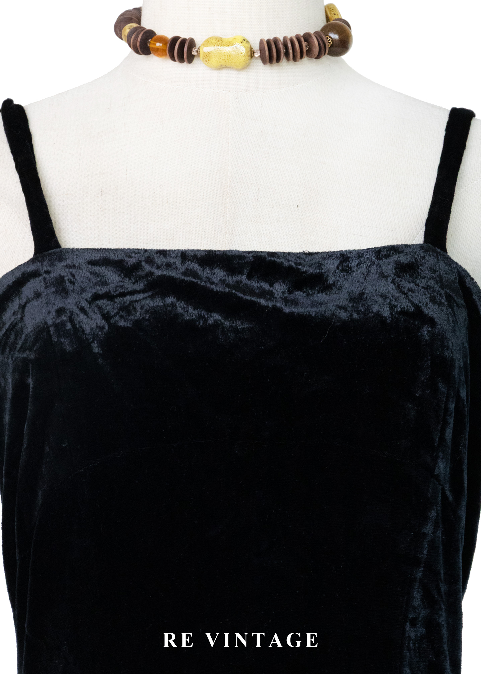 質感單品 - 低調氣質黑色絨布細肩帶洋裝5