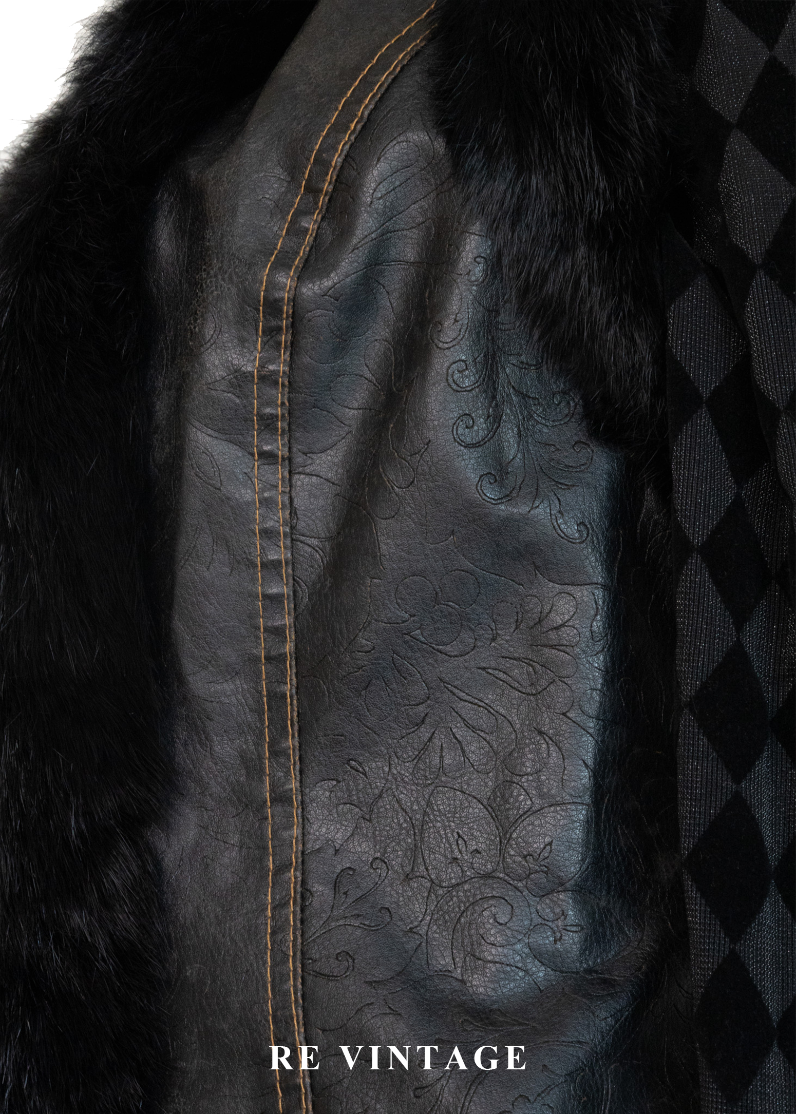 細緻壓花皮革毛毛背心11