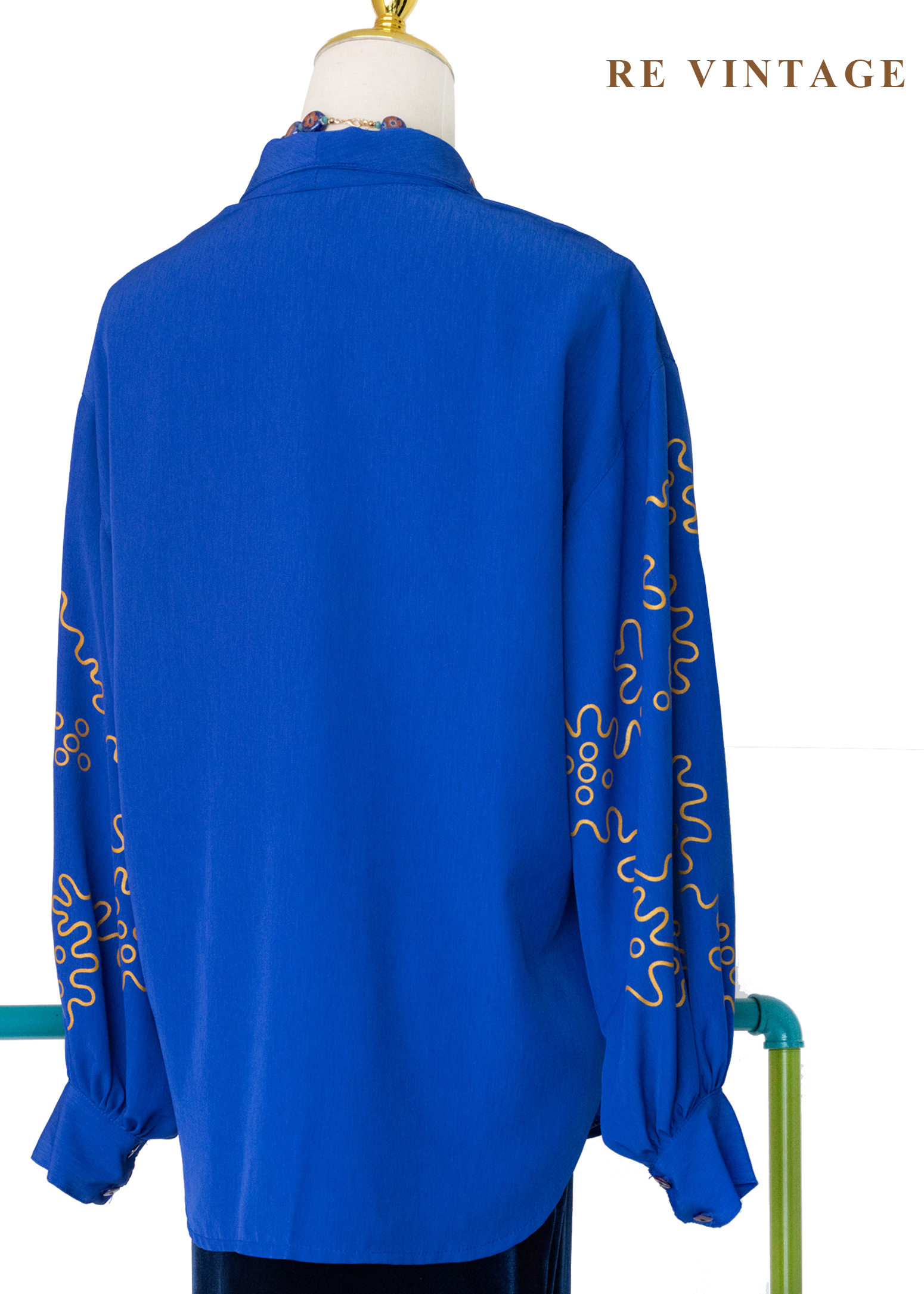 寶藍跳動火花襯衫9