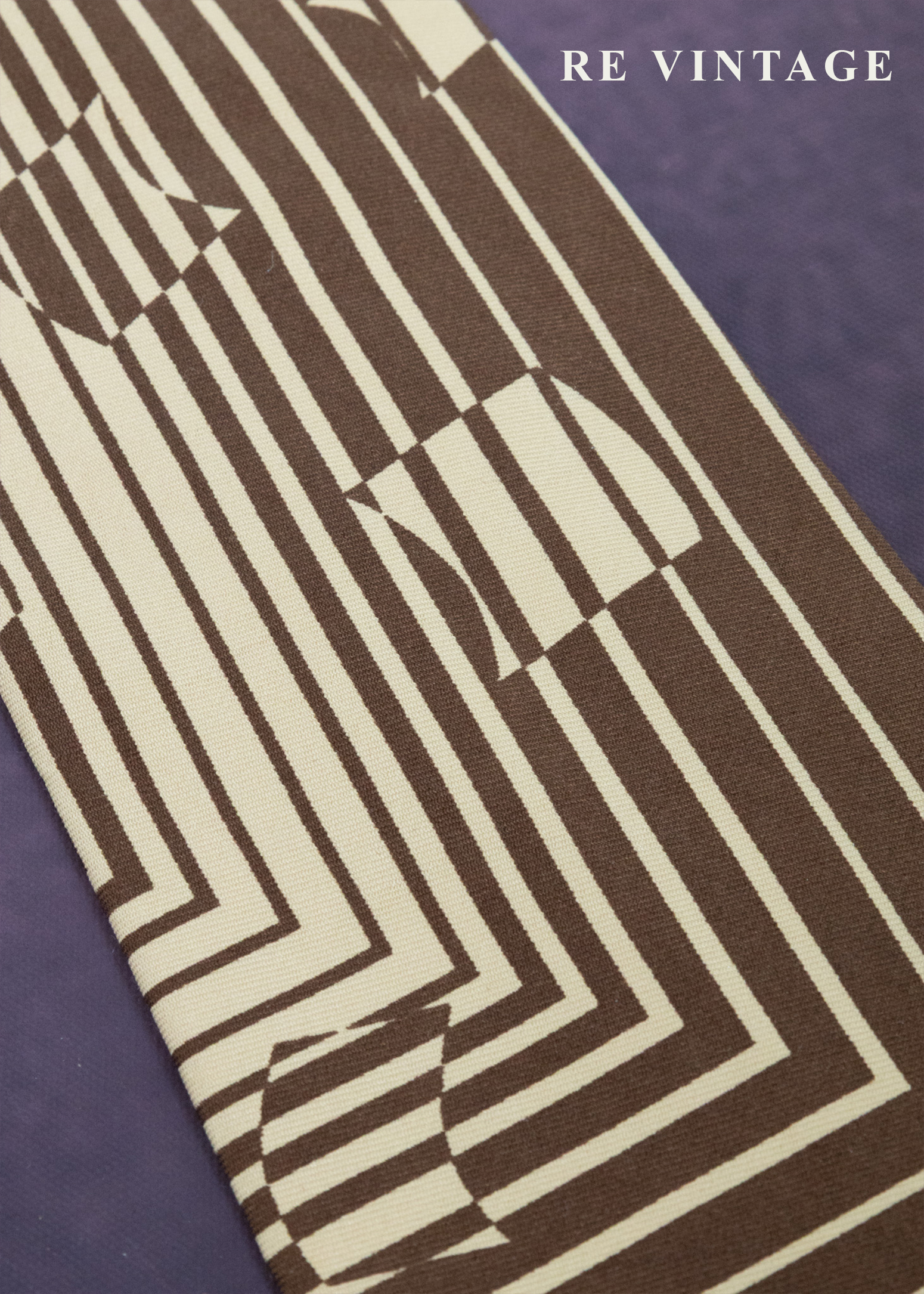 咖啡色的結構迷宮領帶8