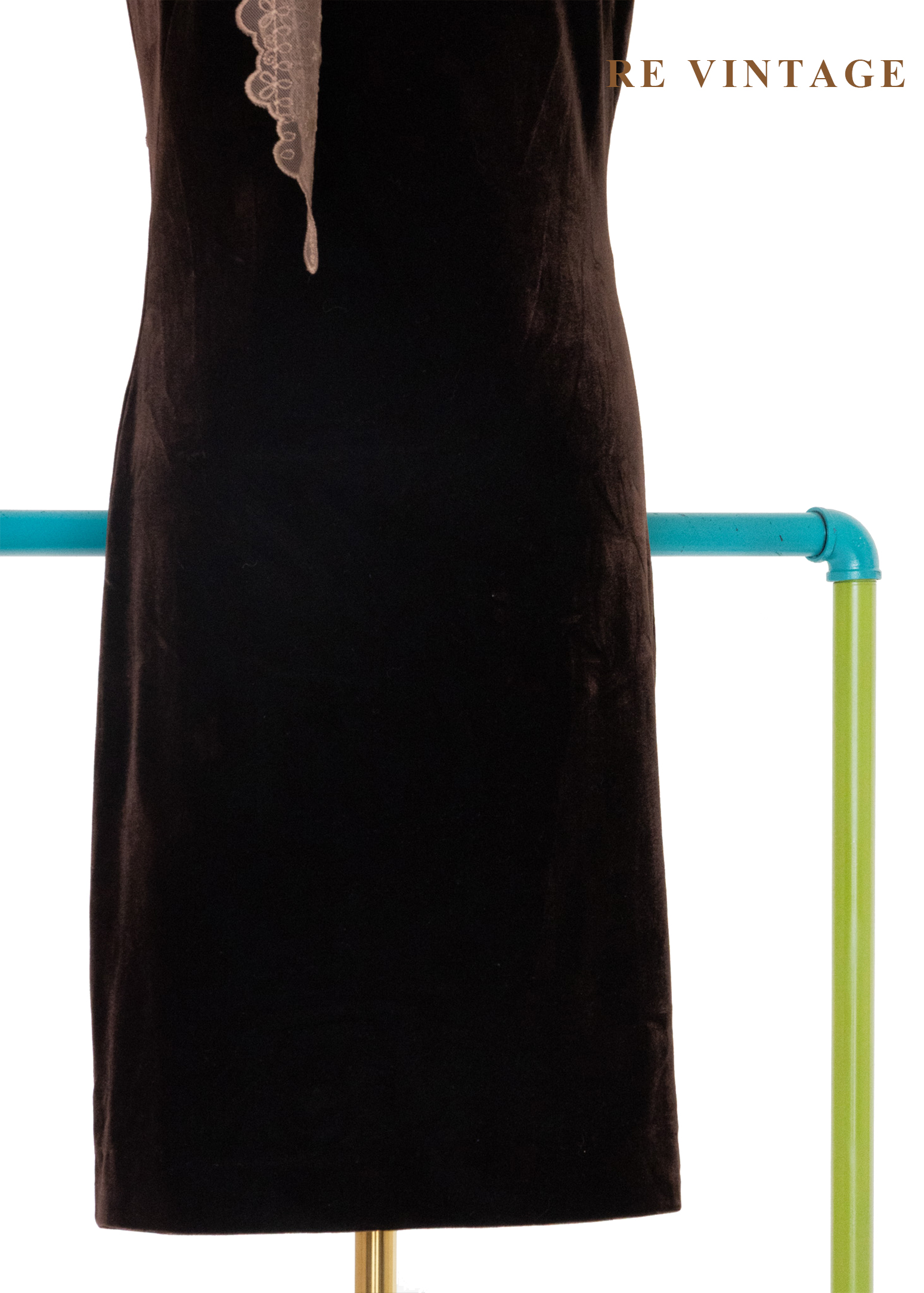 質感單品 - 迷人巧克力色絨布迷你洋裝4