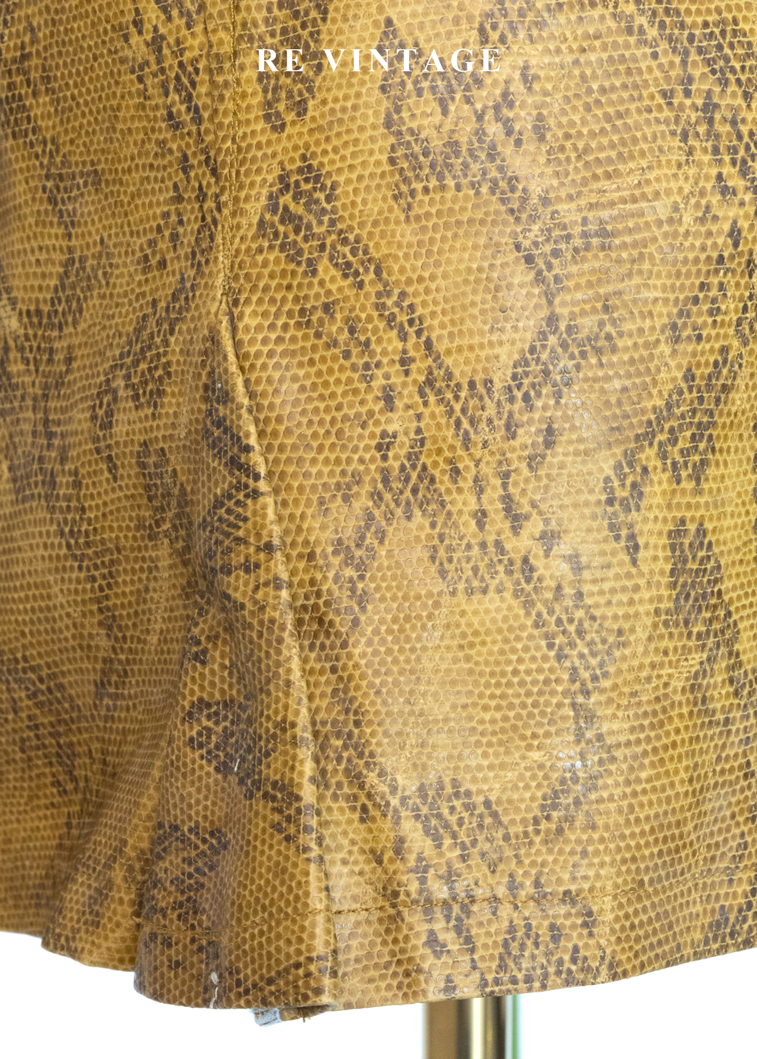 芥末黃蟒蛇紋皮革短裙(26")8