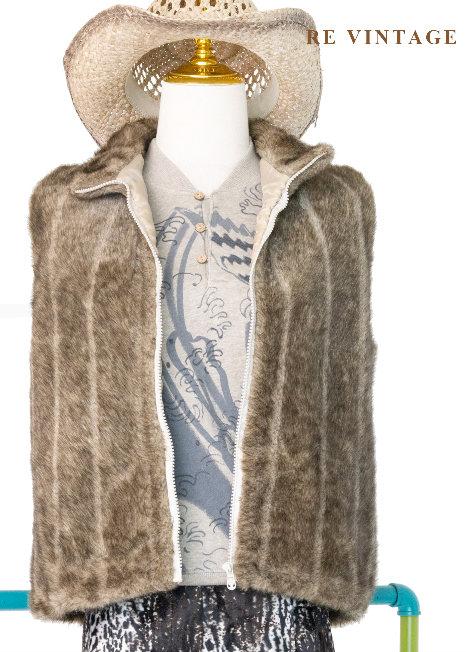 山谷の柔軟痕跡仿毛背心