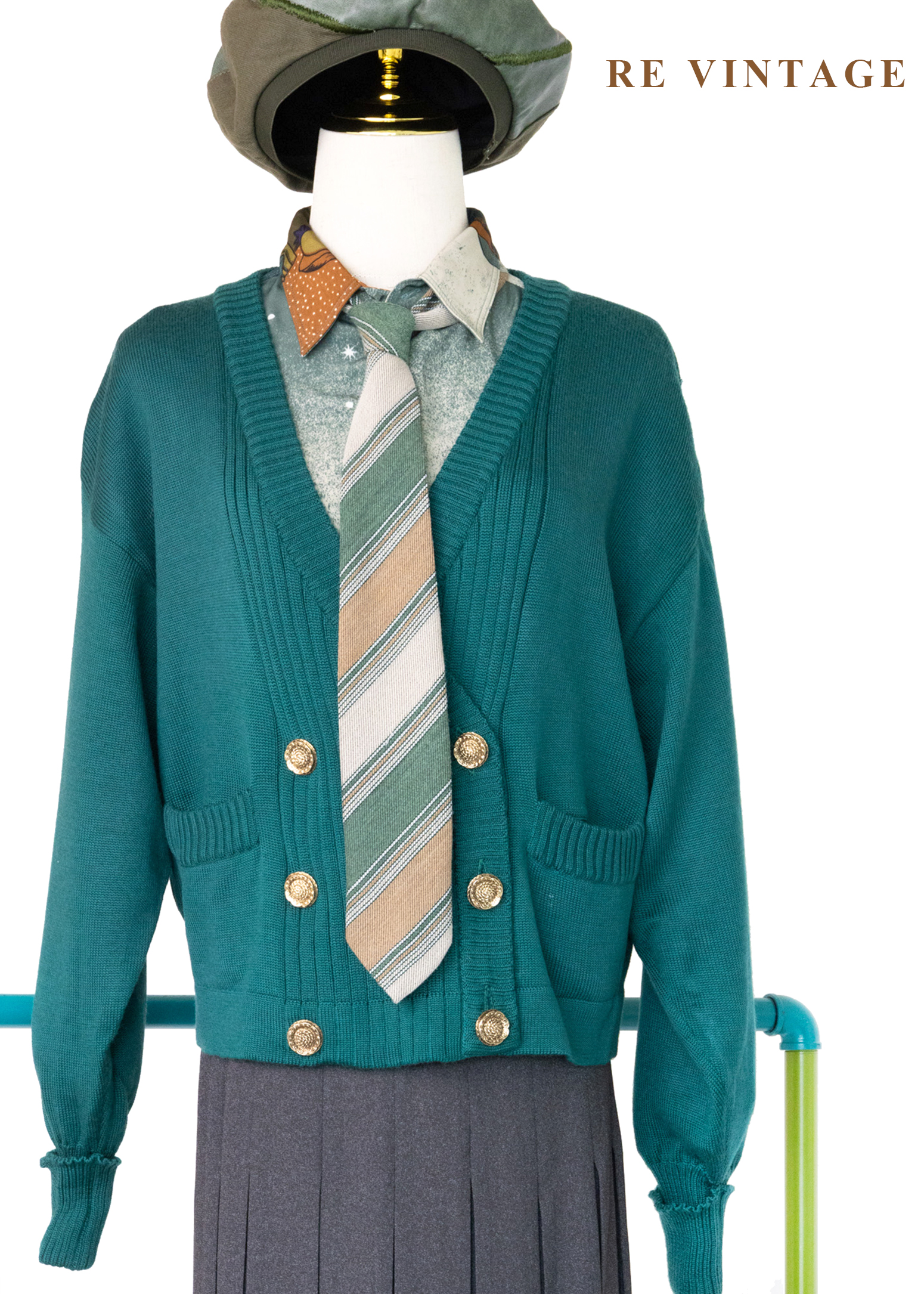 雙排雕花金釦暖綠色針織外套