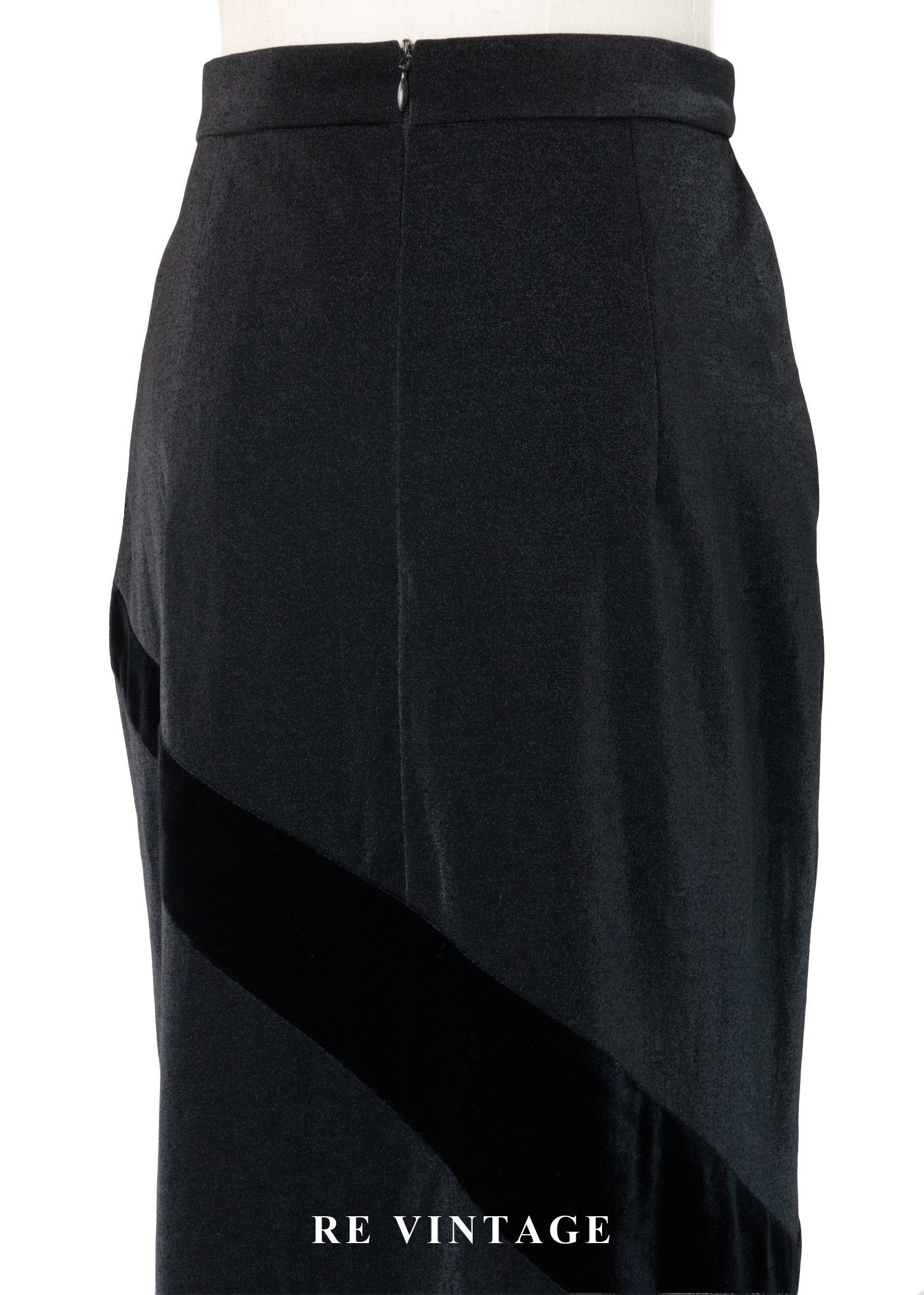 深邃層次流動弧形高腰長裙(24")9