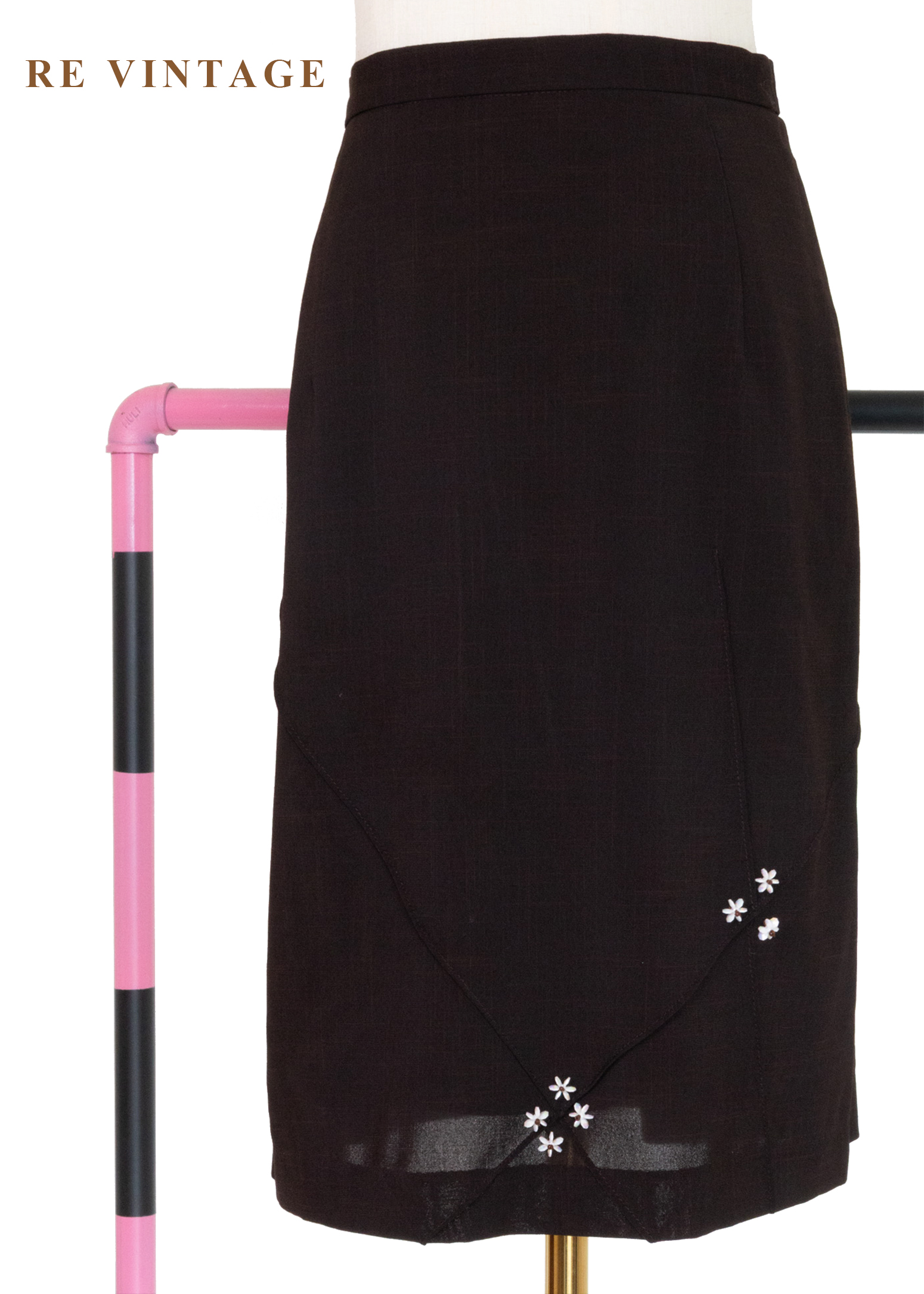 深褐色角落小白花綻放短裙（27"）