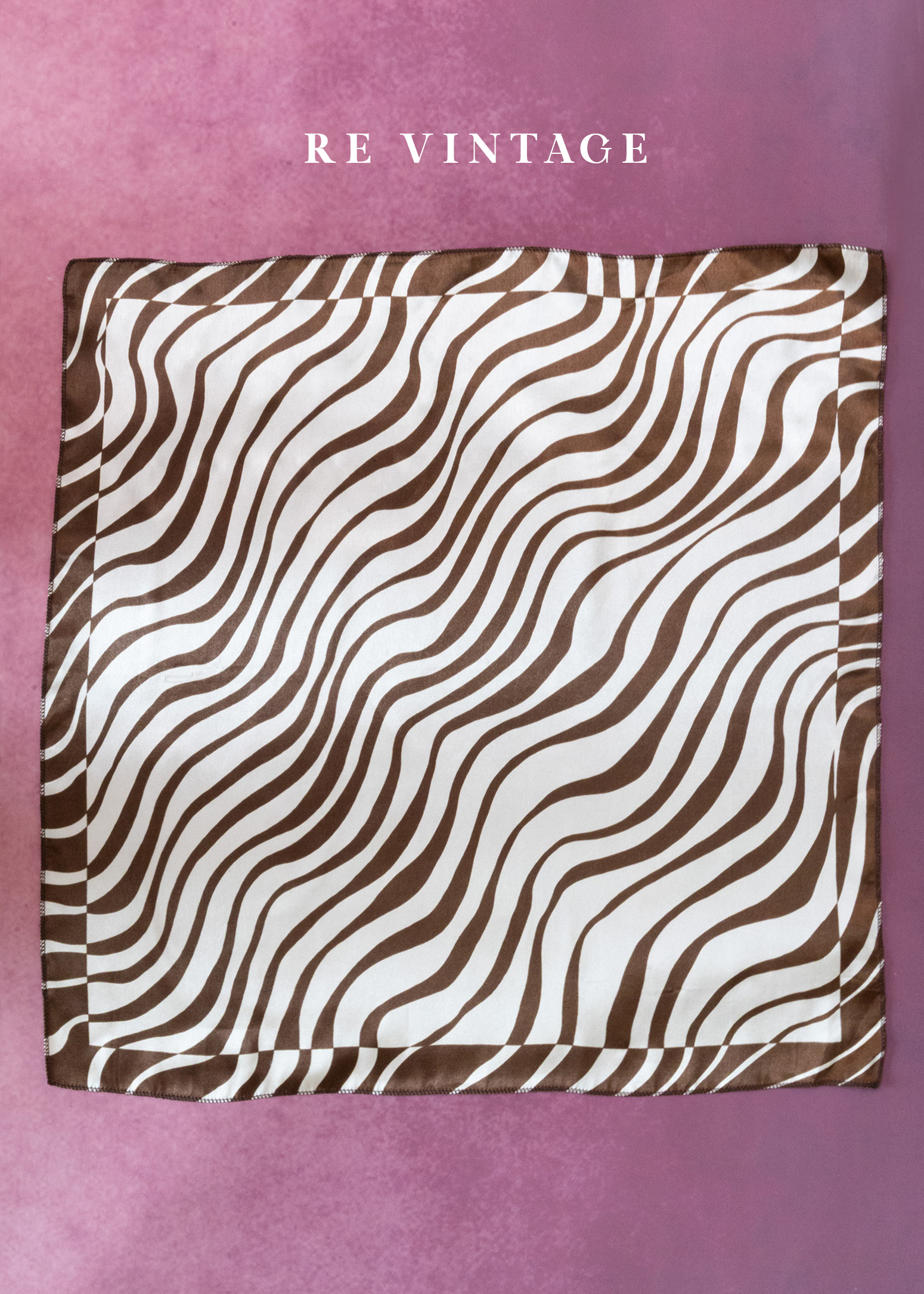 咖啡流動波紋絲巾