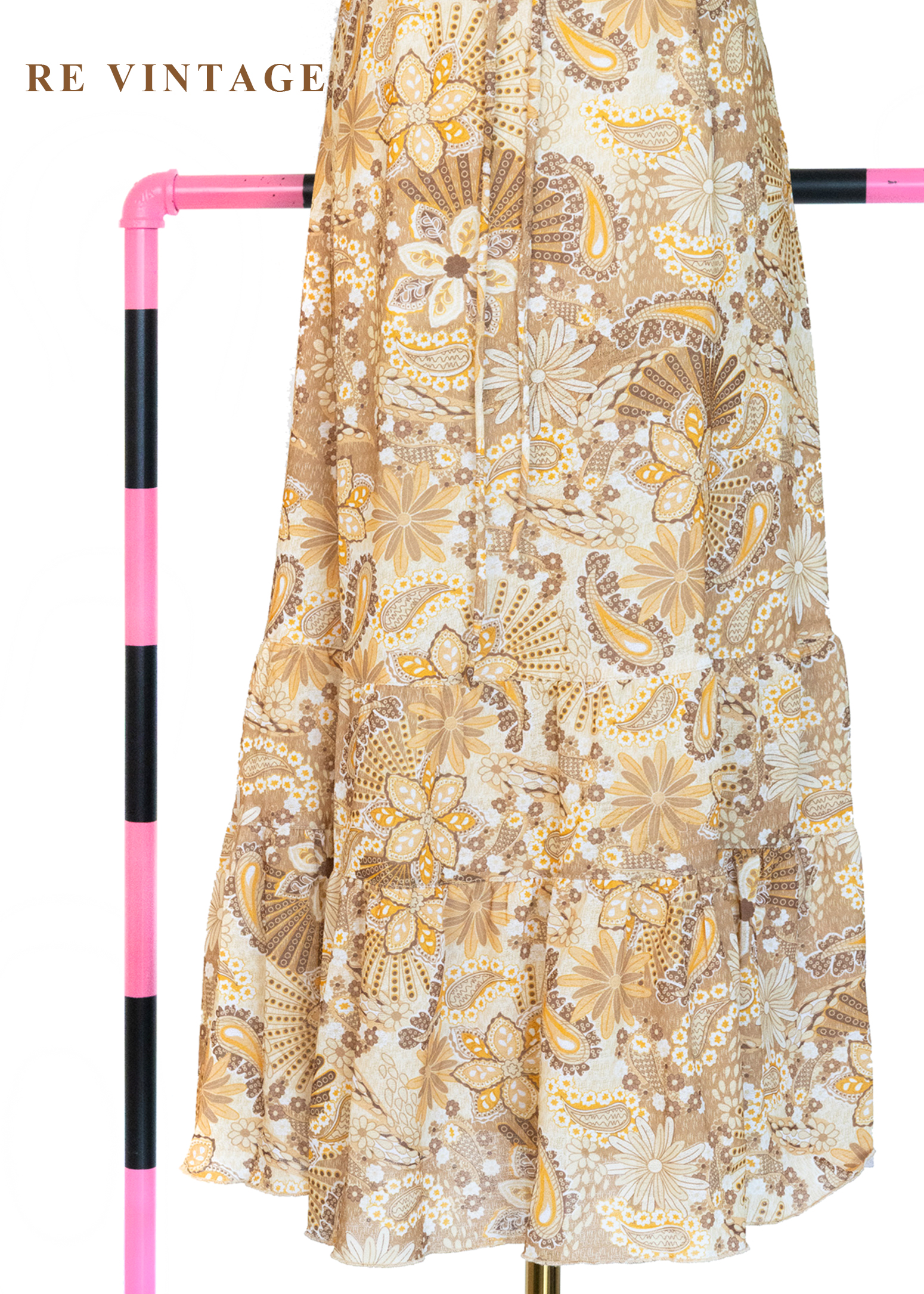 法式暖陽漫步細肩帶洋裝4