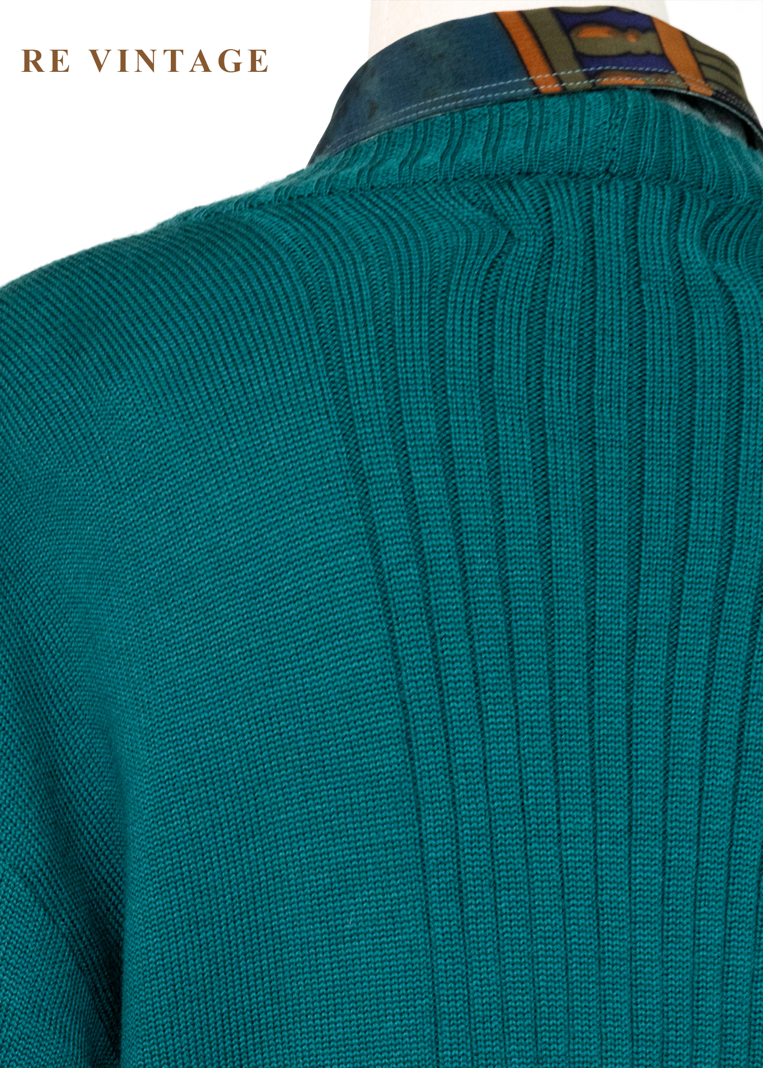 雙排雕花金釦暖綠色針織外套11