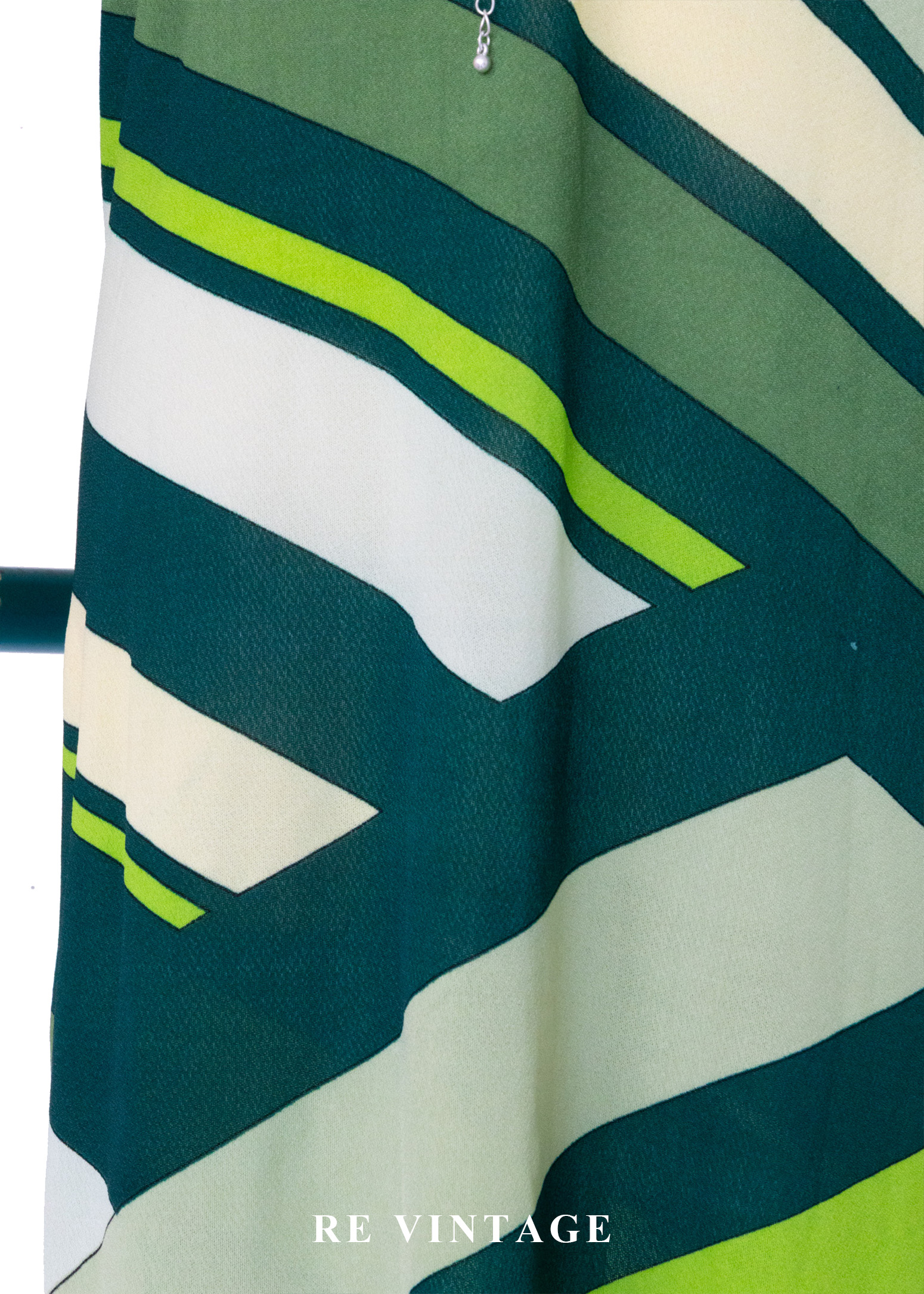 摩登綠層層疊疊幾何線條洋裝9