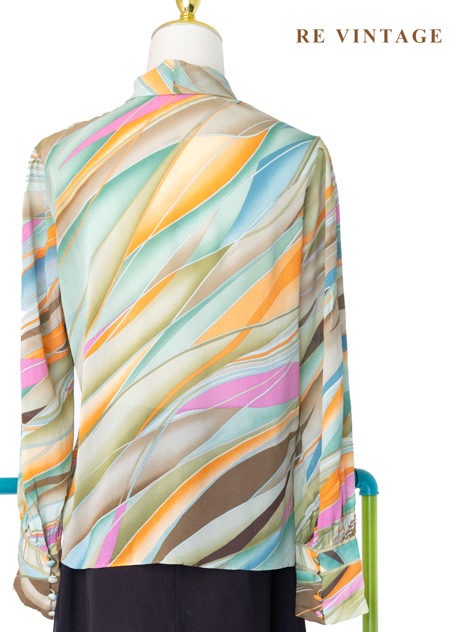日本製 - 迷幻調色盤流動絲巾襯衫10