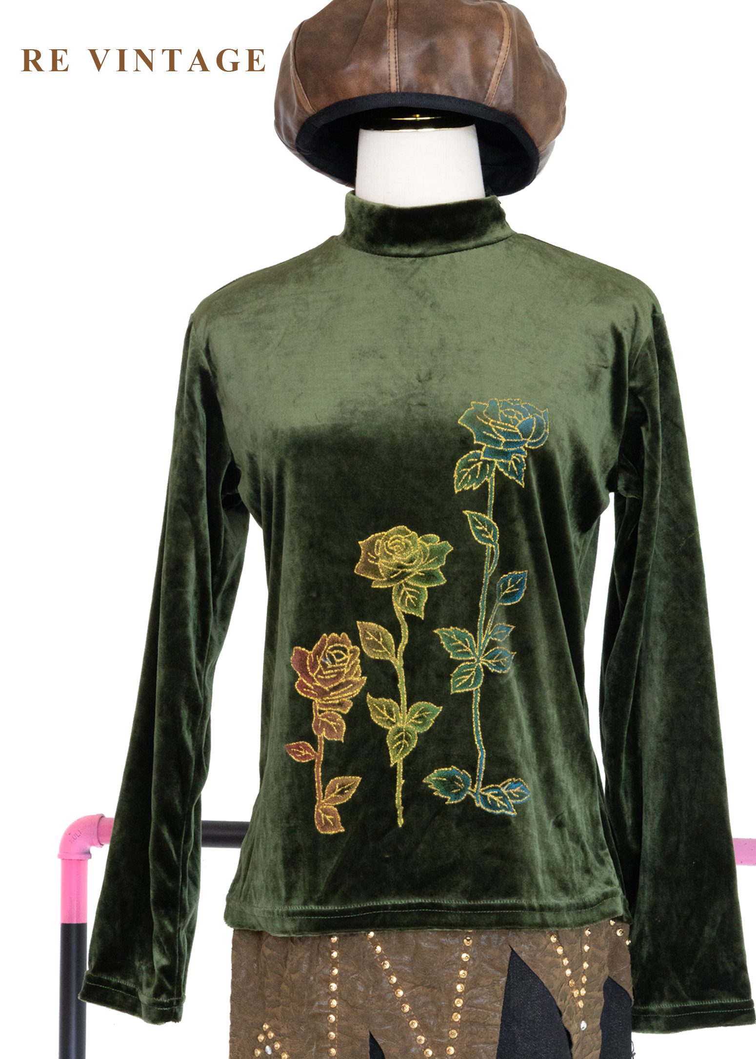 Light between Leaves 刺繡玫瑰絨布上衣