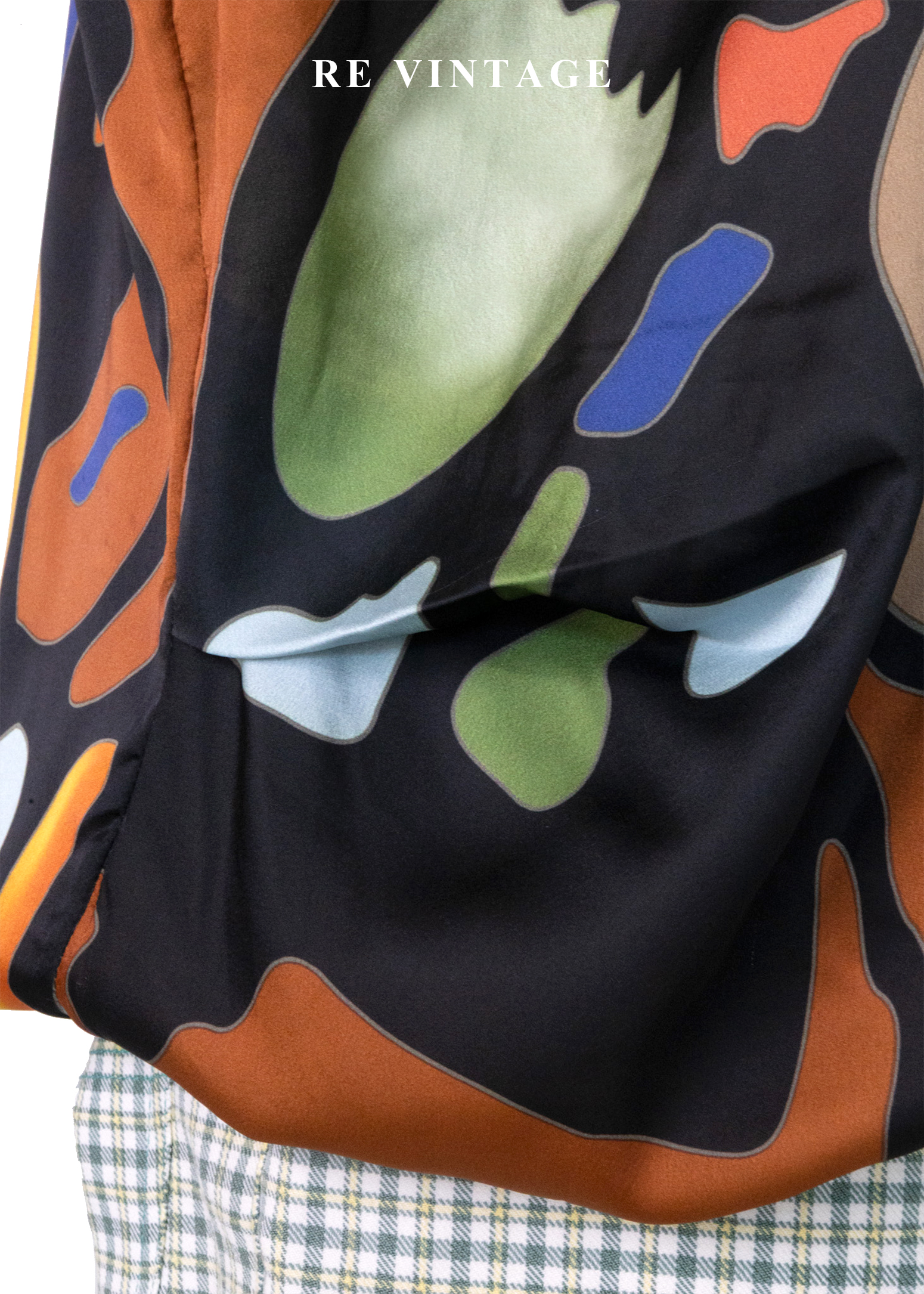 Shapes in Motion 色彩碰撞上衣12