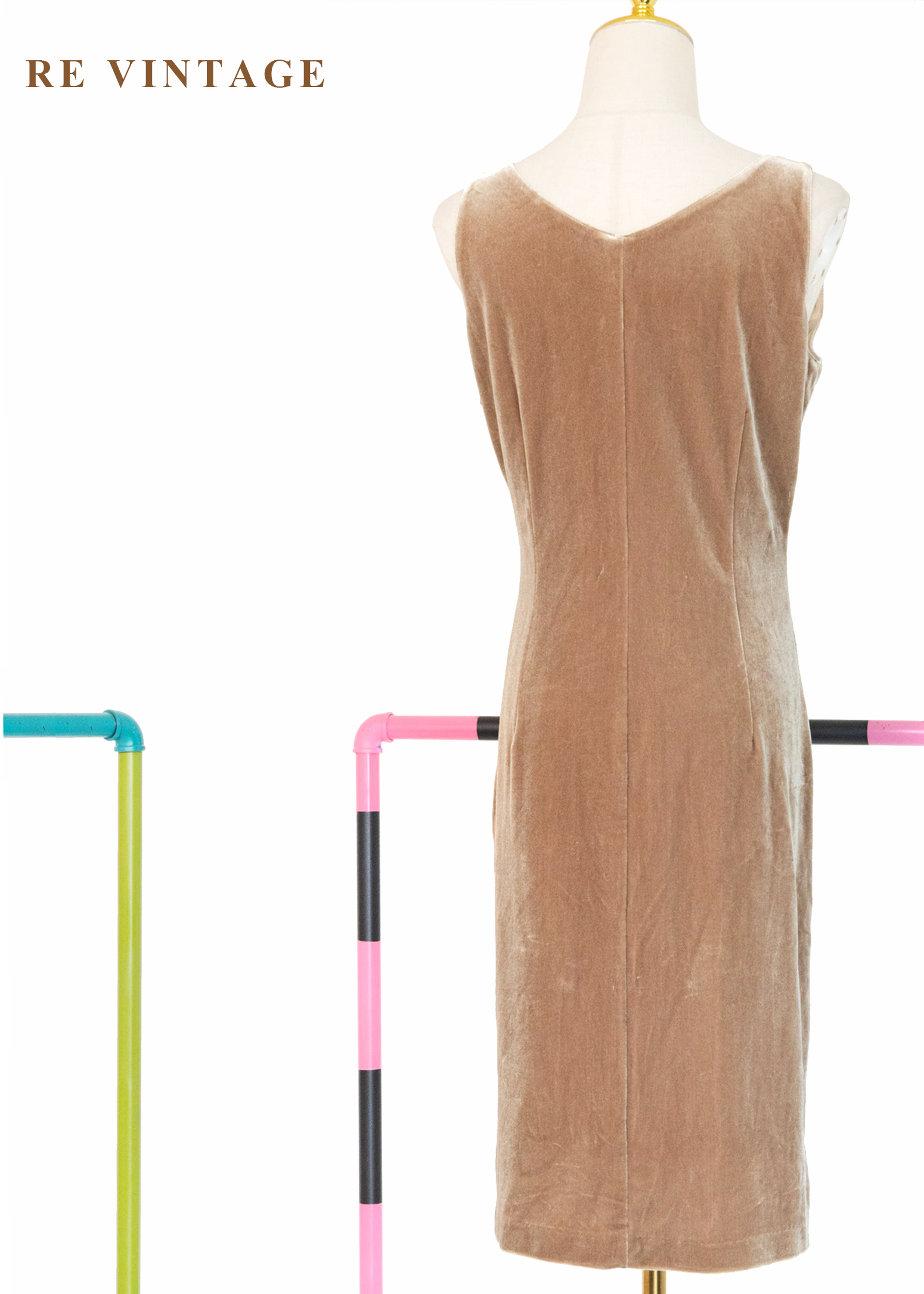 閃爍焦糖絲光珠珠刺繡絨布洋裝10