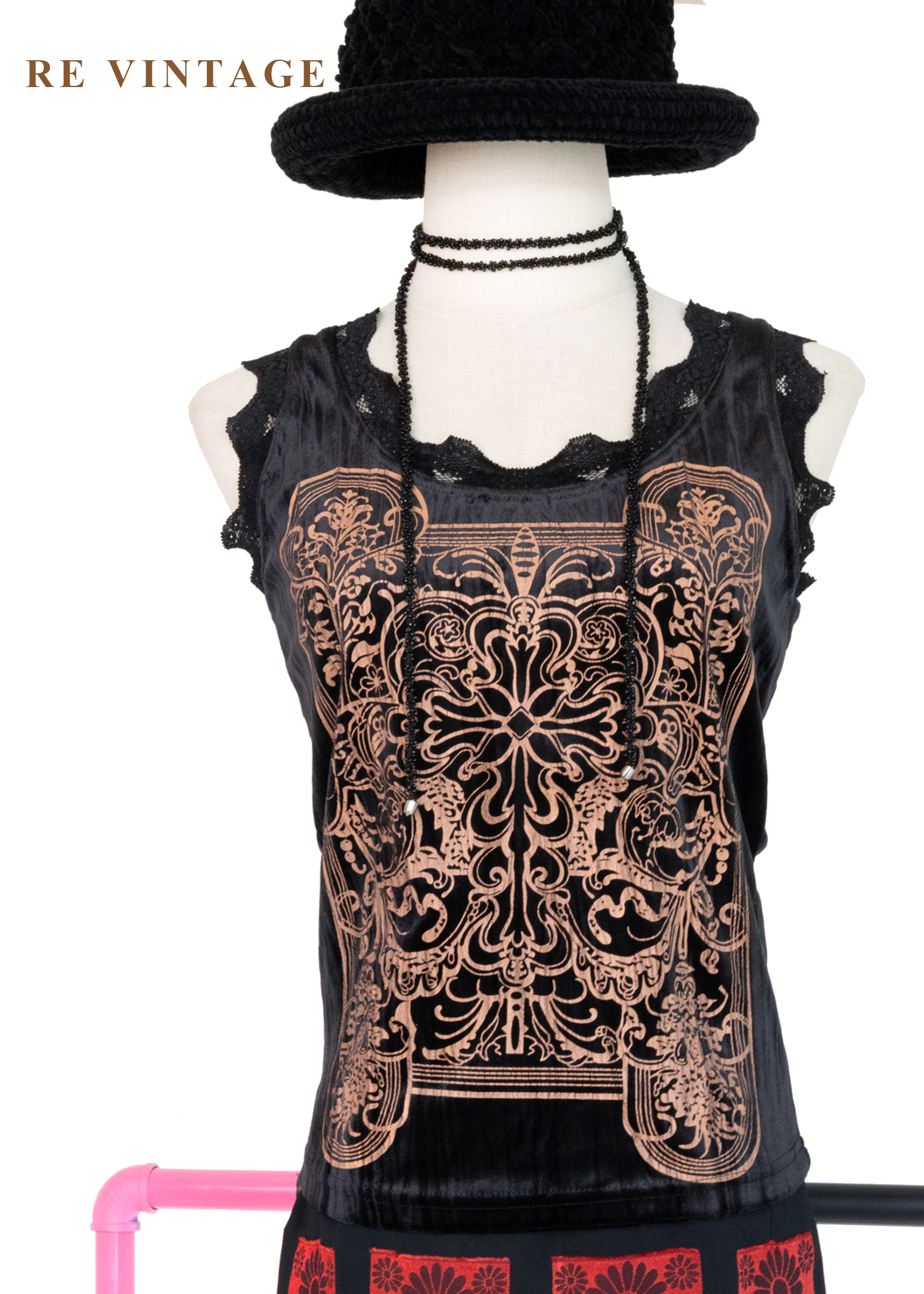 古世界華麗粉紅圖騰絨布背心