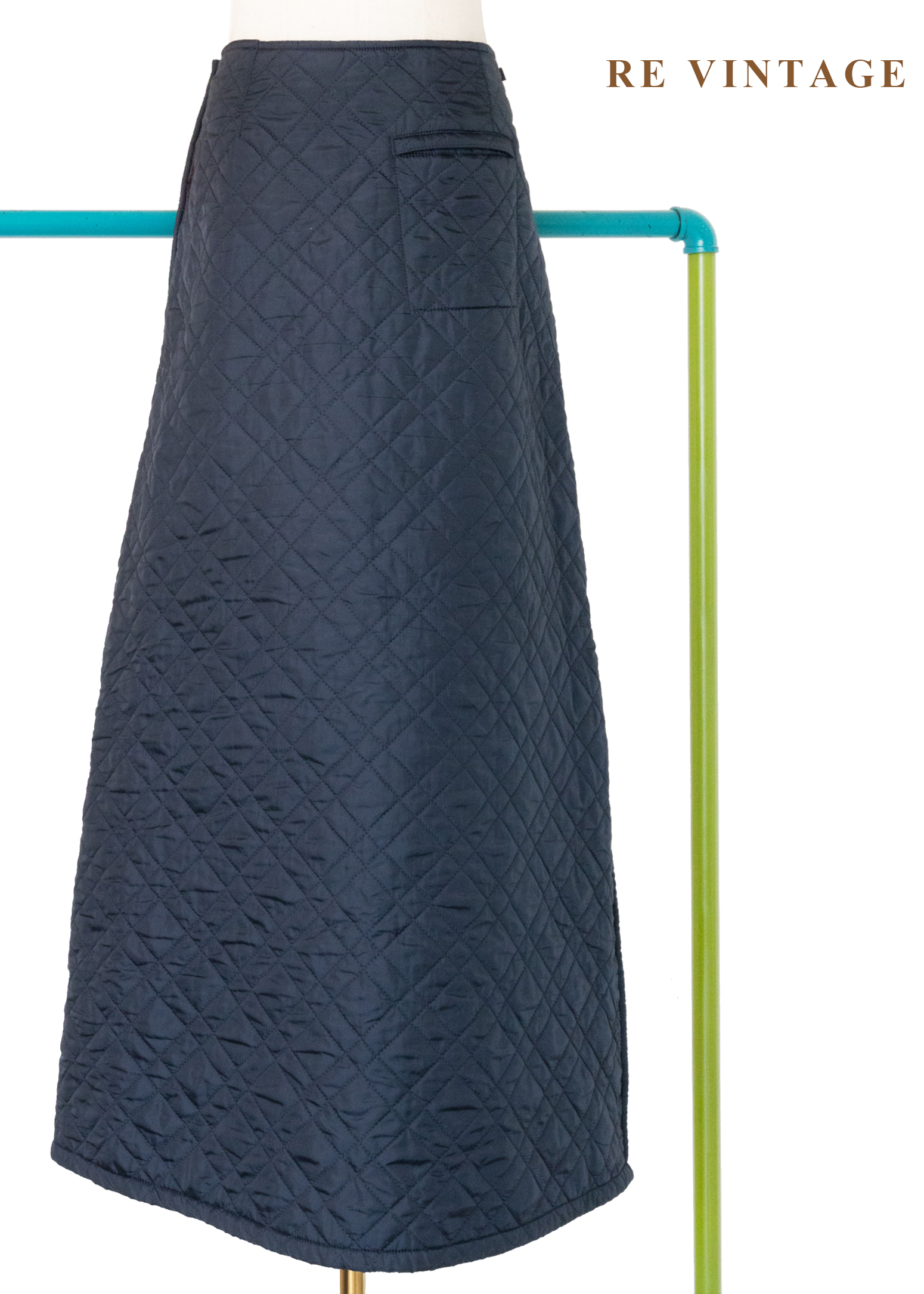 必備單品 - Quilted Navy Skirt 暖暖長裙(27.5")10